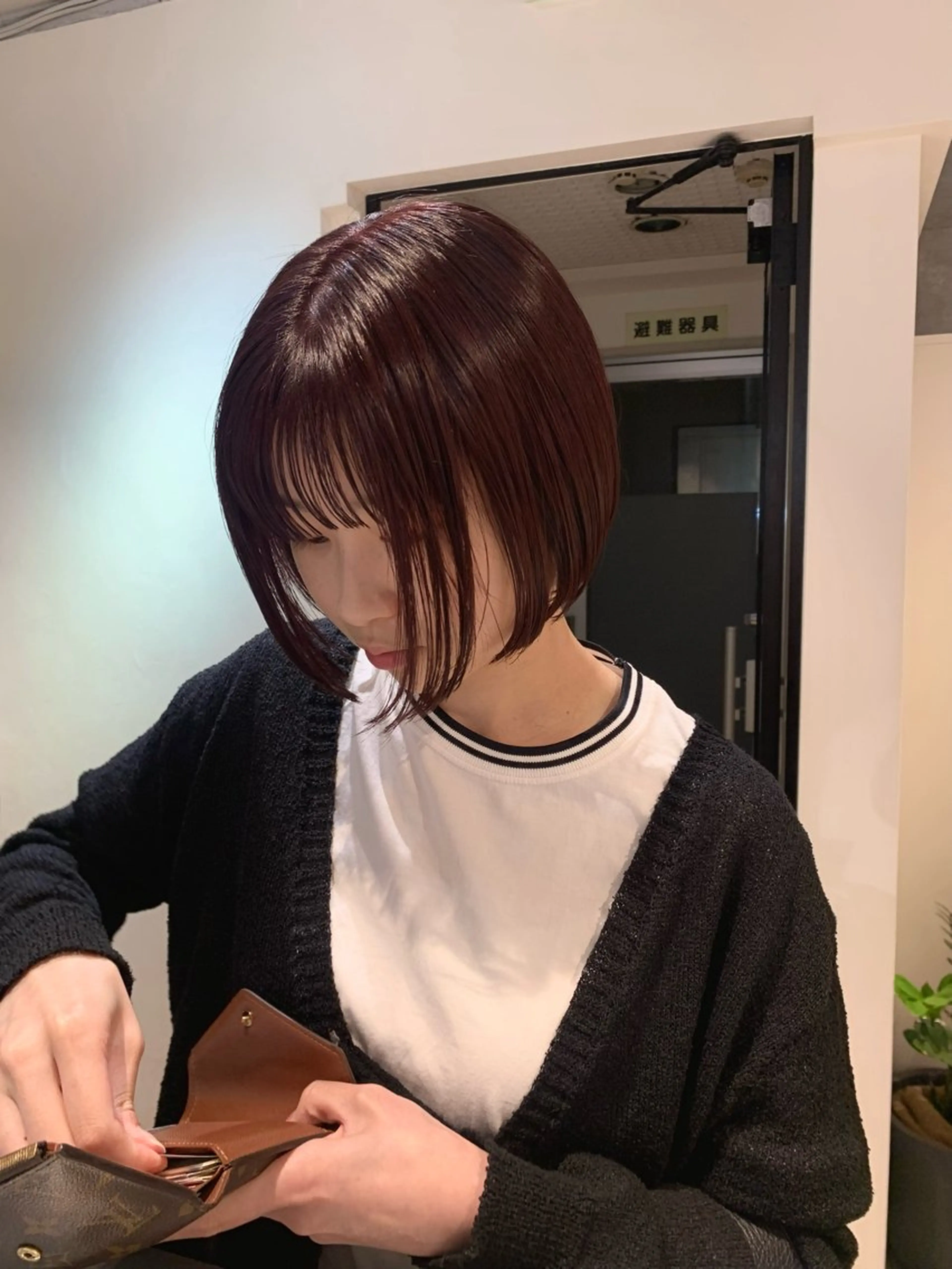 ショート カラー ブリーチ ブリーチなしカラー ピンクカラー バイオレットカラー ボブ クレハ :)のヘアスタイル