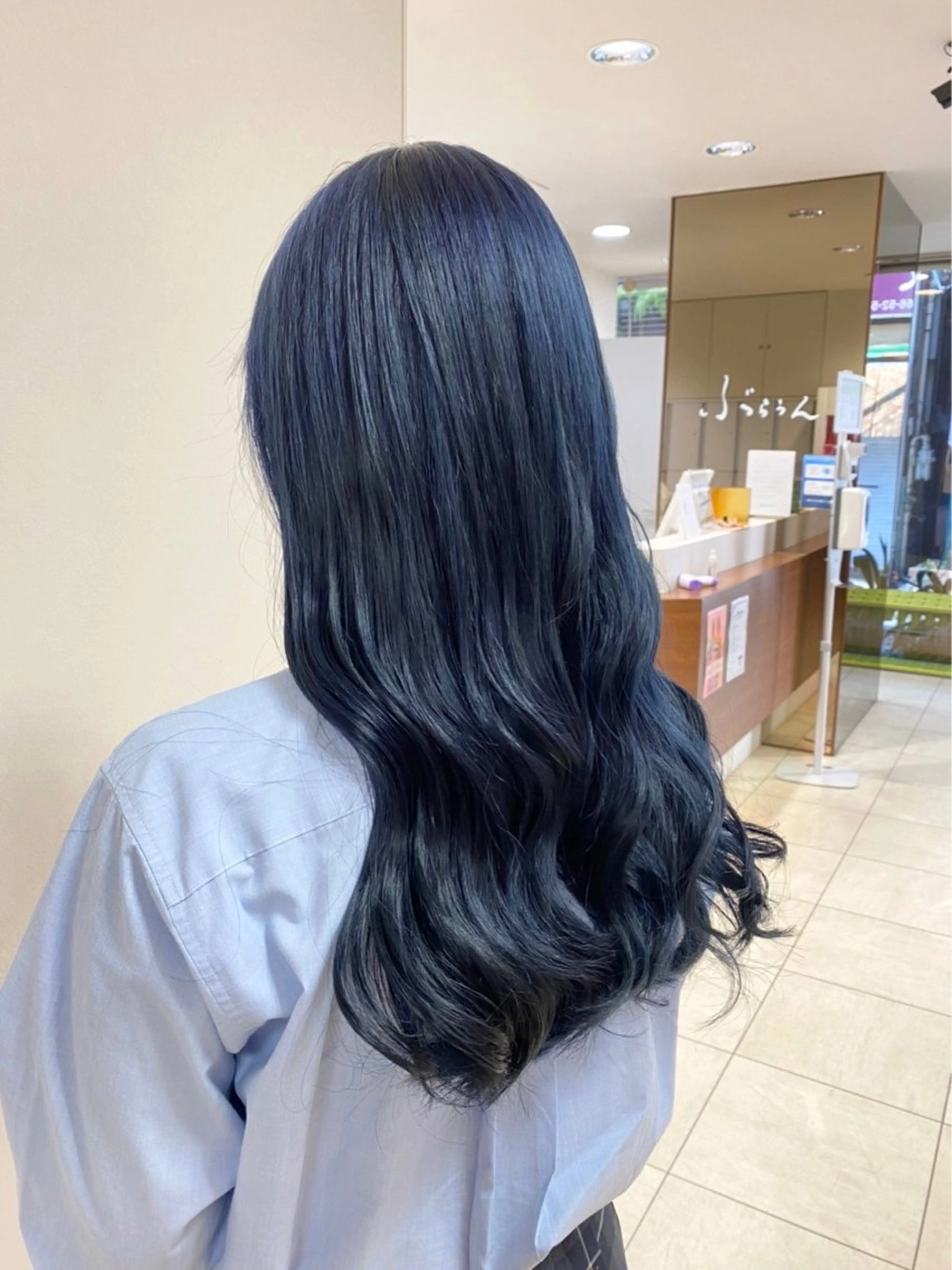 ロング カラー ヘアカラー トリートメント 透明感ハイトーン特化 /ケアブリーチ/莉駒のヘアスタイル