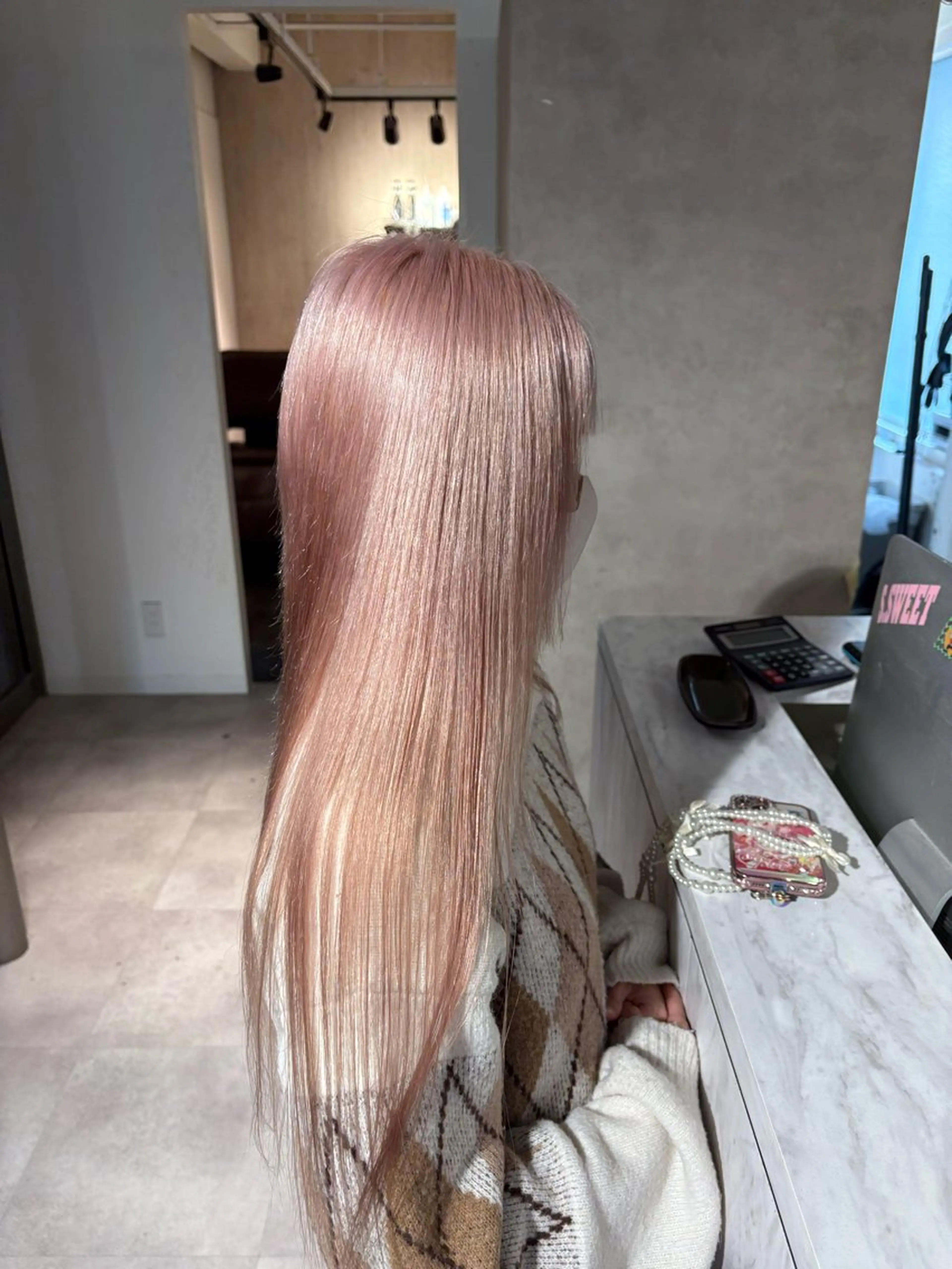 カラー ベージュカラー ピンクカラー ピンクベージュ ホワイトピンク ホワイトピンクベージュ ヘアカラー Seleneコウキ ブリーチ/ハイトーンのヘアスタイル