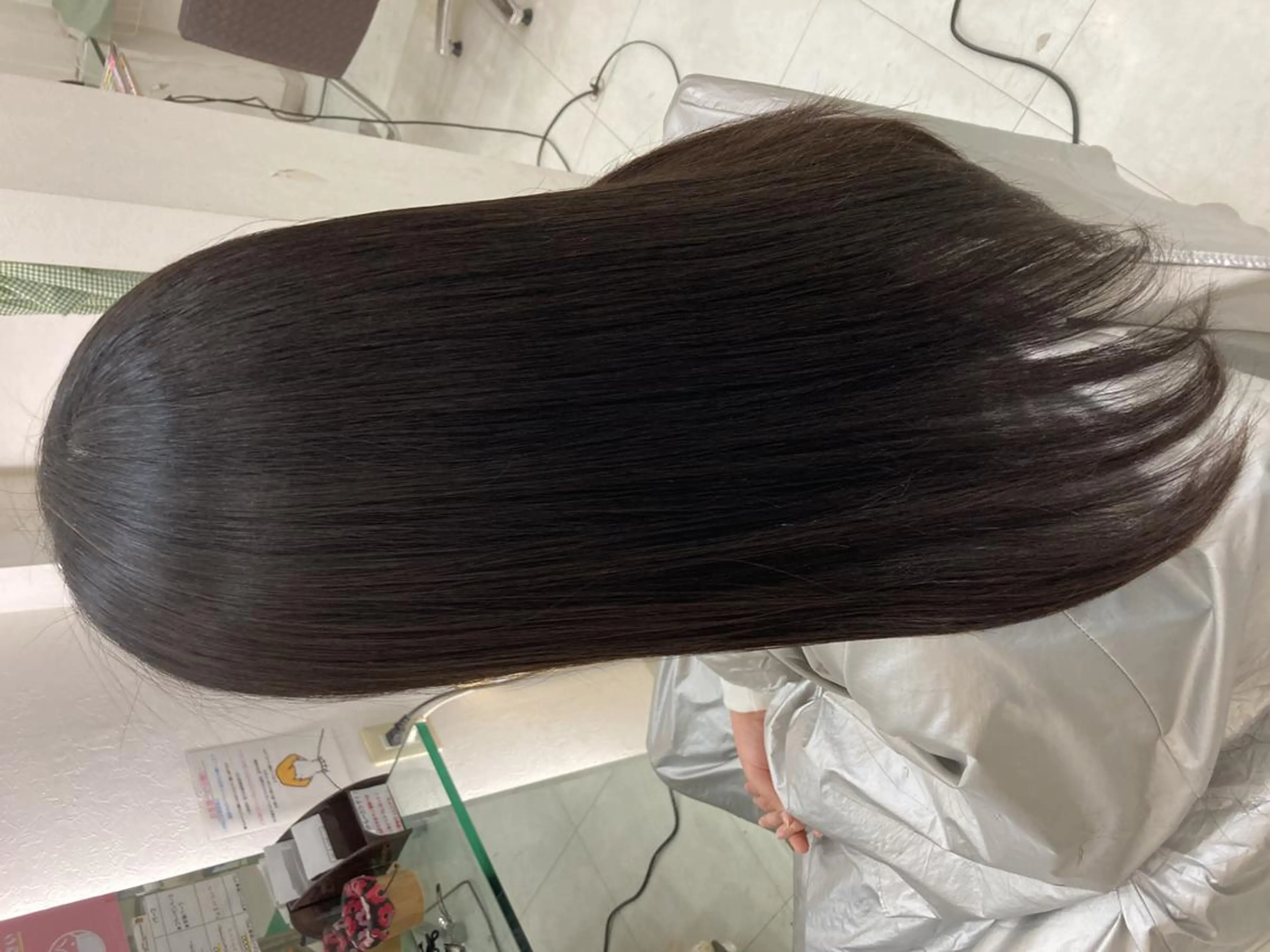 セミロング 縮毛矯正 💐リラジュネス💐 美髪Salon💫のヘアスタイル