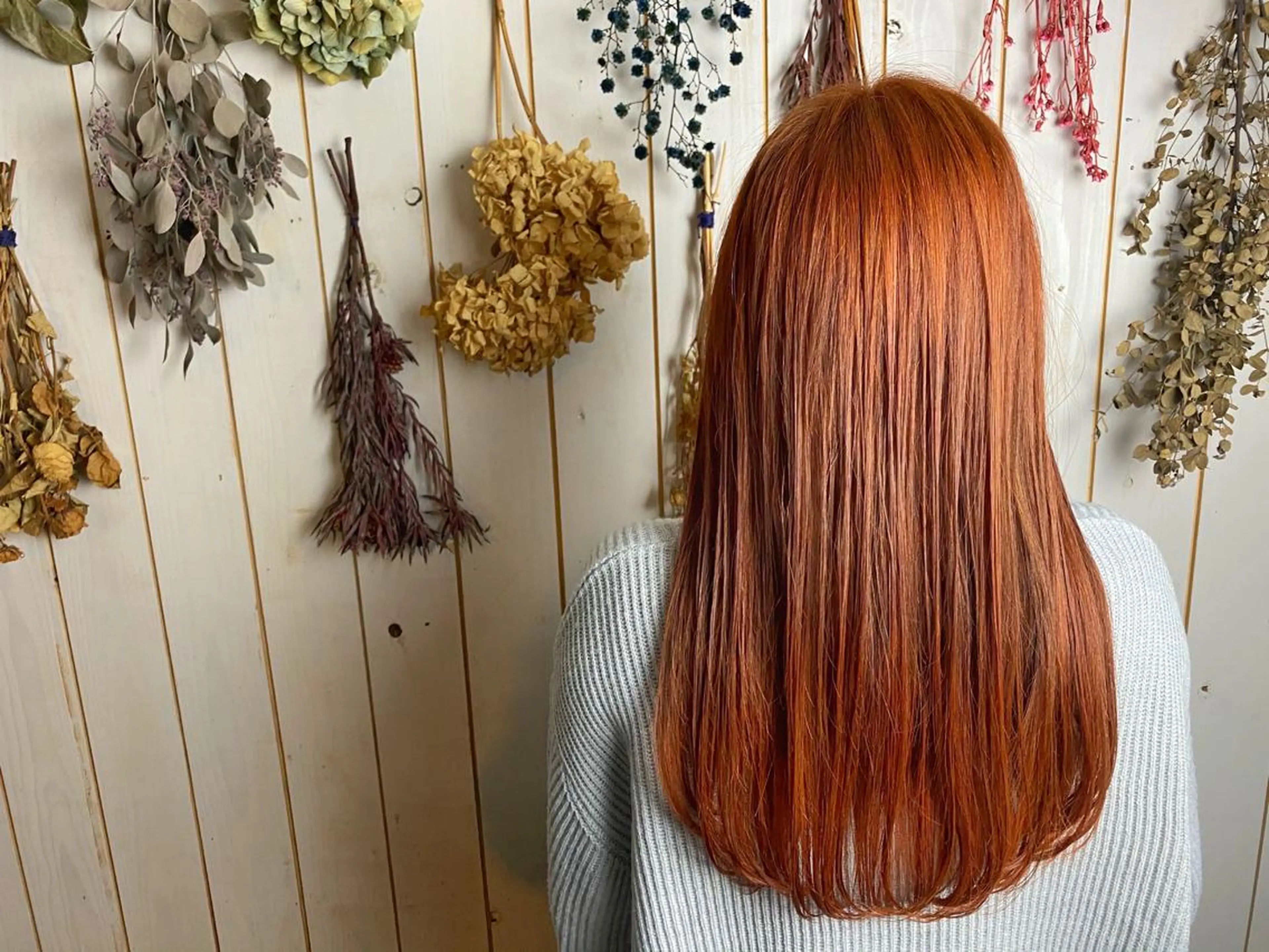 セミロング カラー LILIS hair designのヘアスタイル