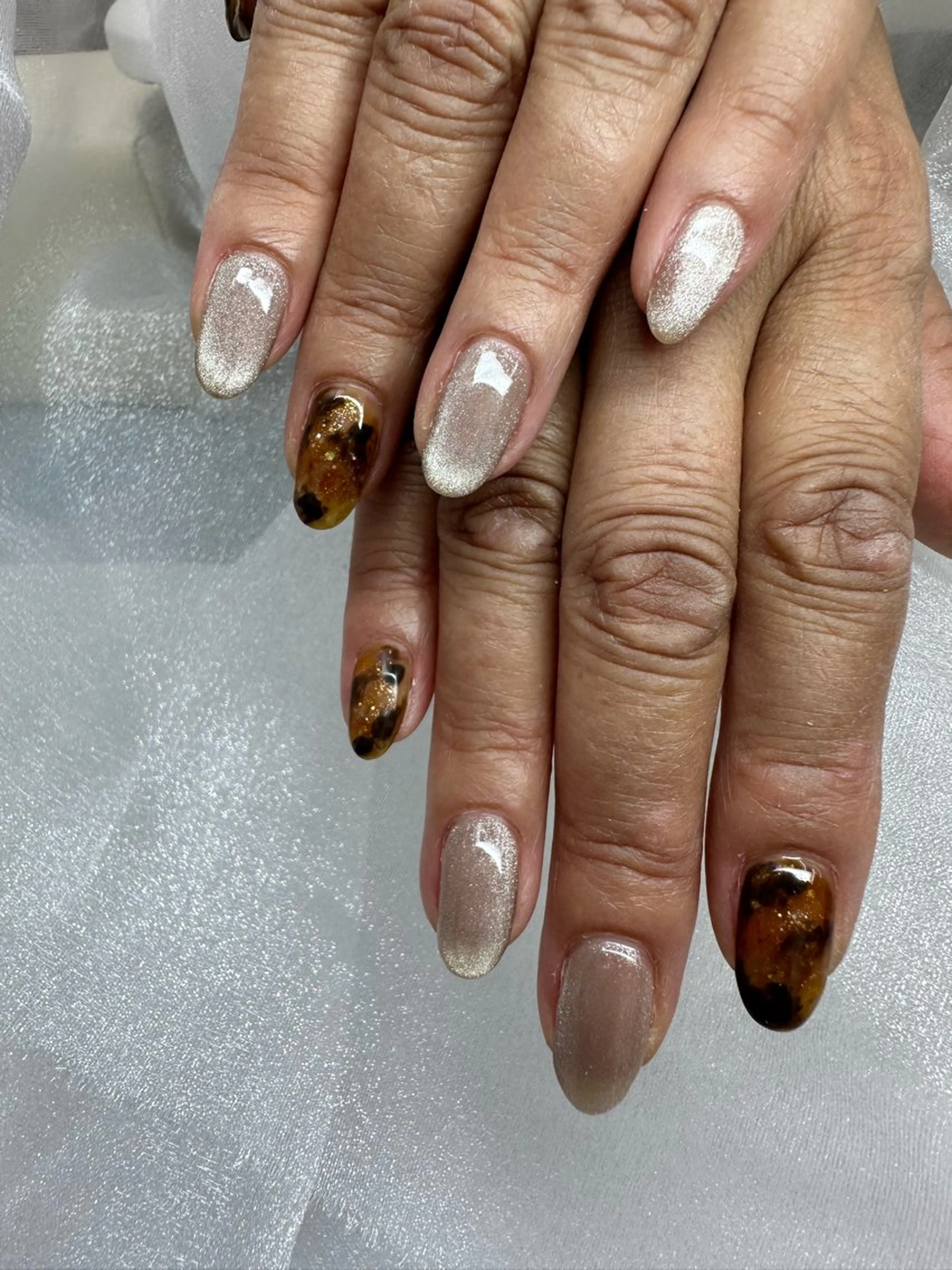 ネイル べっ甲ネイル マグネットネイル 伊藤 文のネイルデザイン