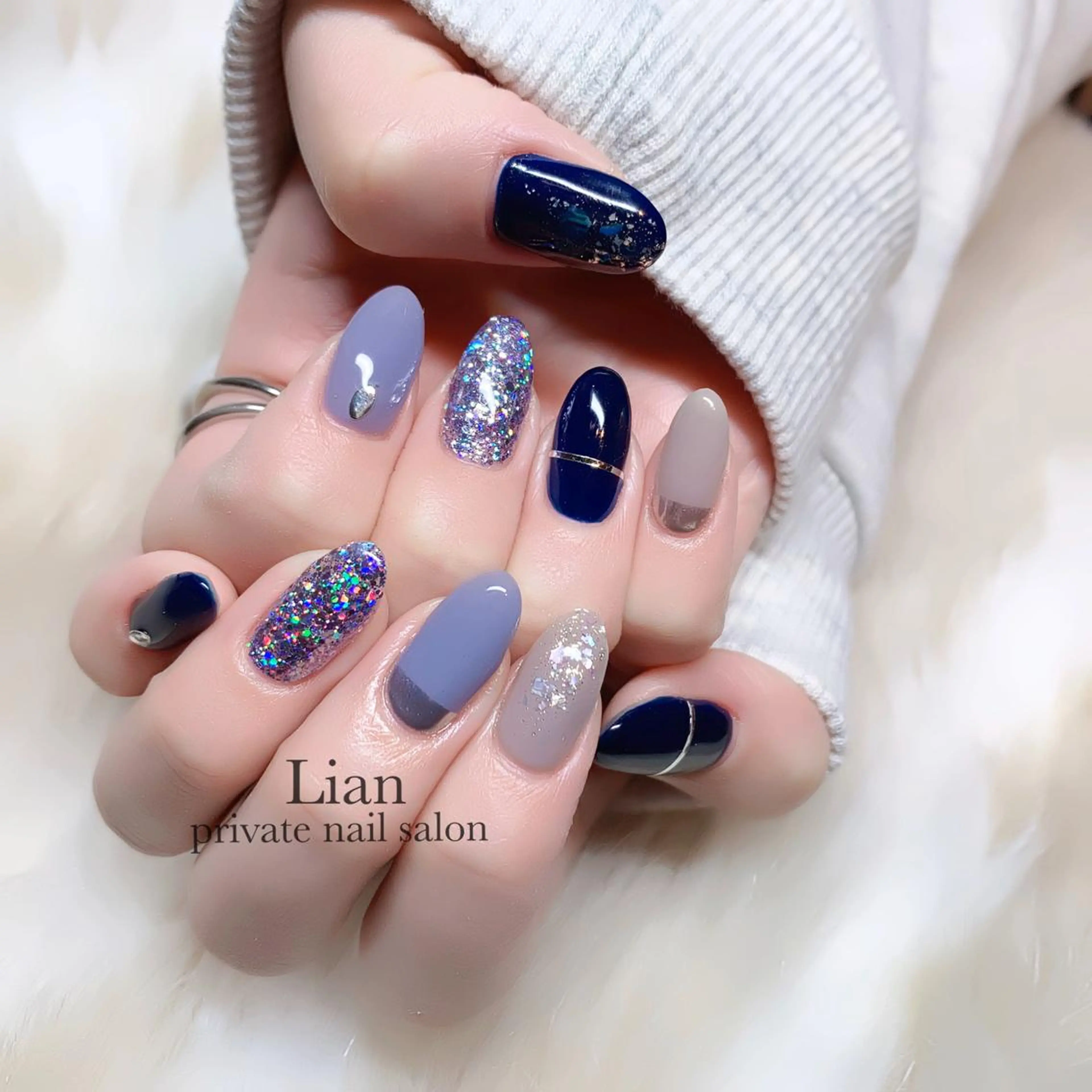 ネイル ブルー キラキラネイル ネイビー nailsalon Lenoaのネイルデザイン