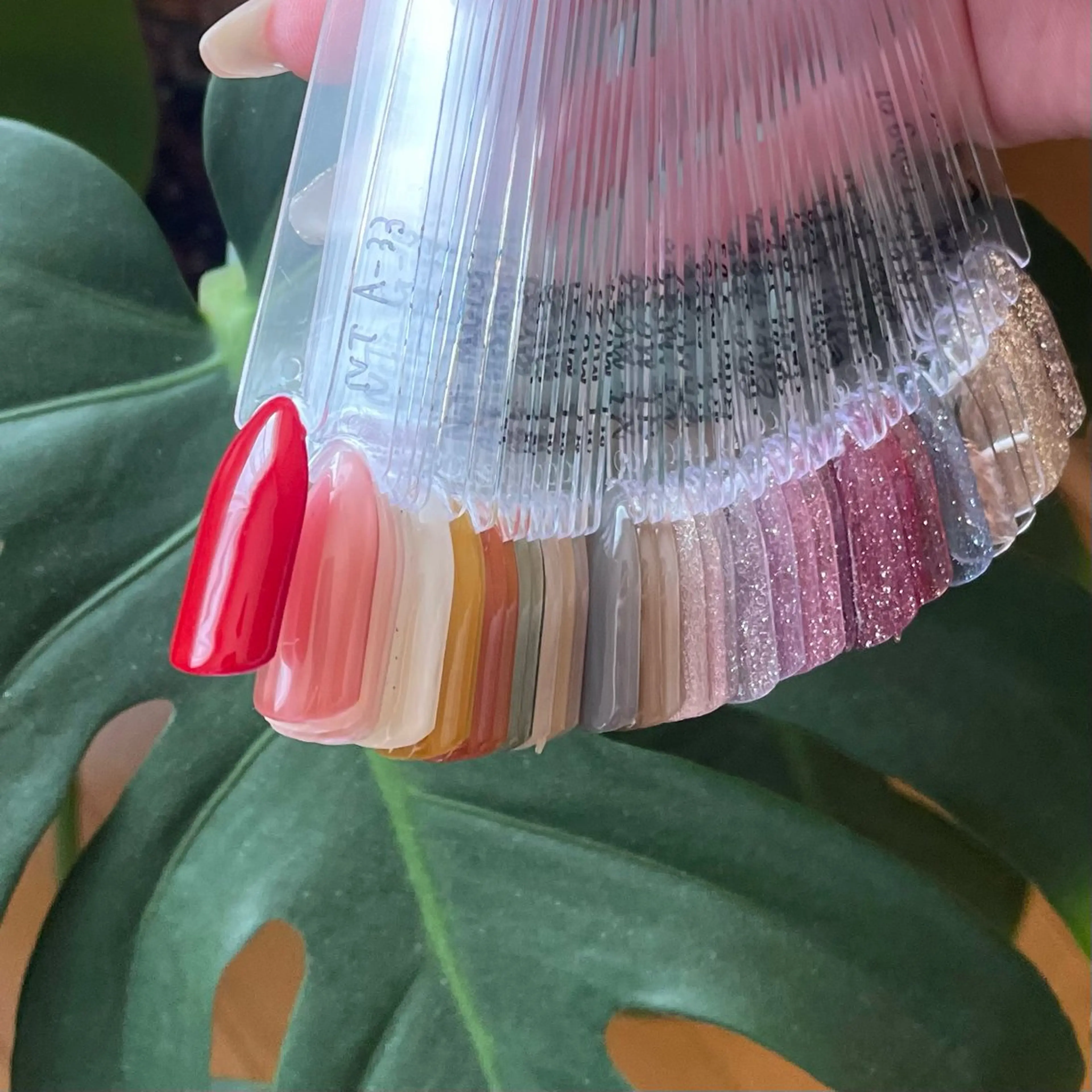 ネイル ハンドネイル MILL NAILのネイルデザイン