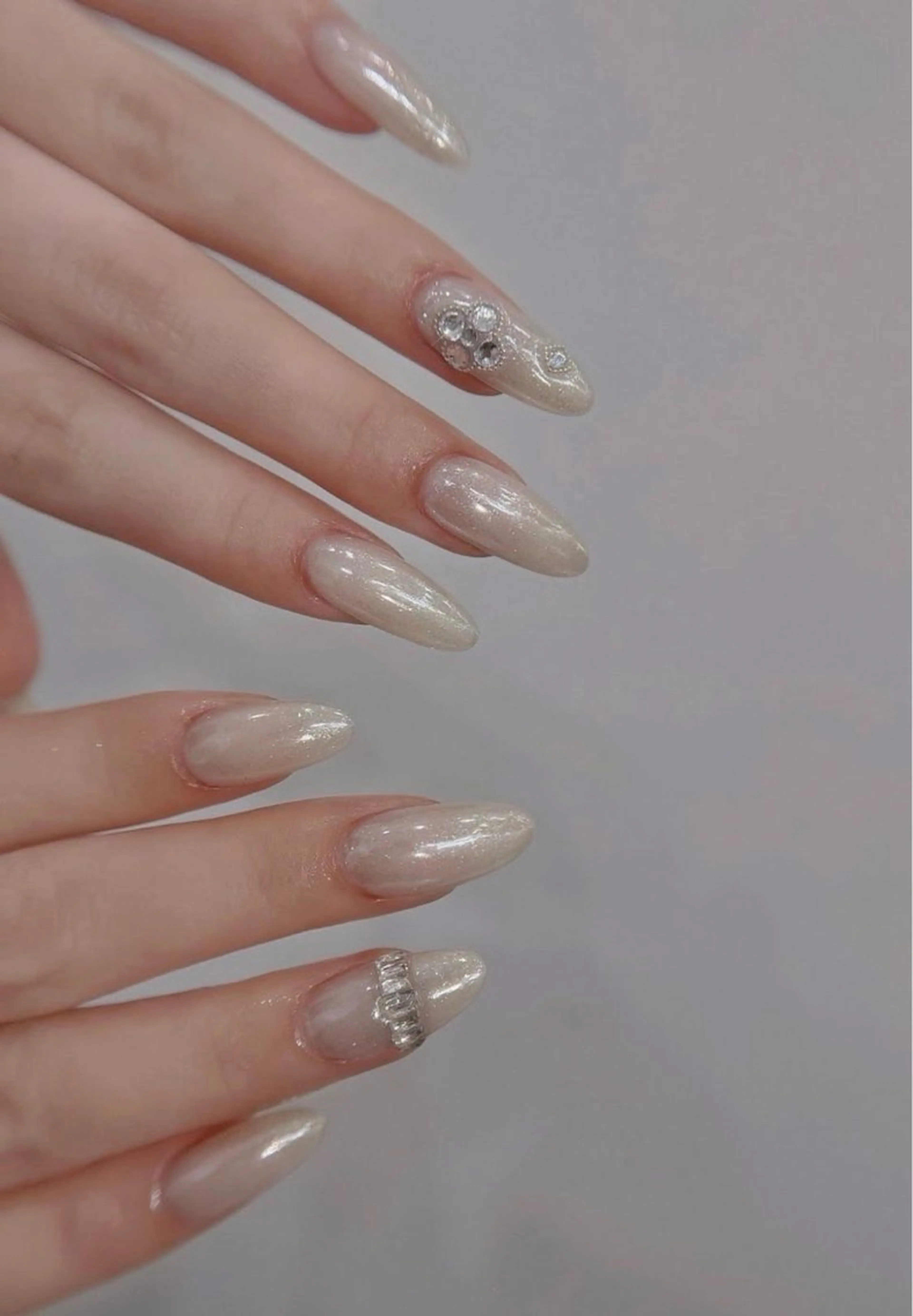 ネイル ハンドネイル T.Lee Nail Lilyのネイルデザイン