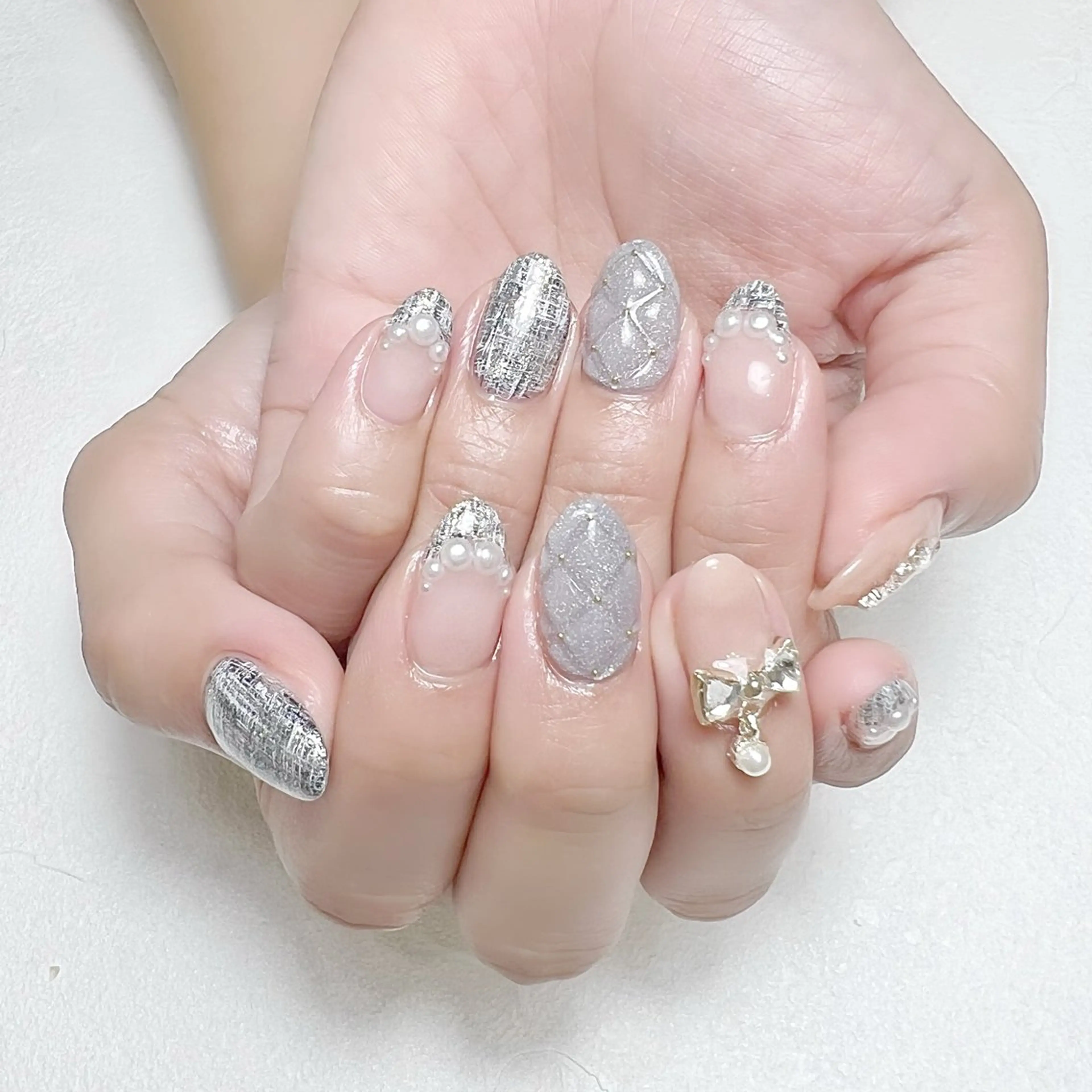 ネイル ガーリー キラキラネイル 韓国ネイル ツイードネイル ワンホンネイル rouse nail RISATOのネイルデザイン