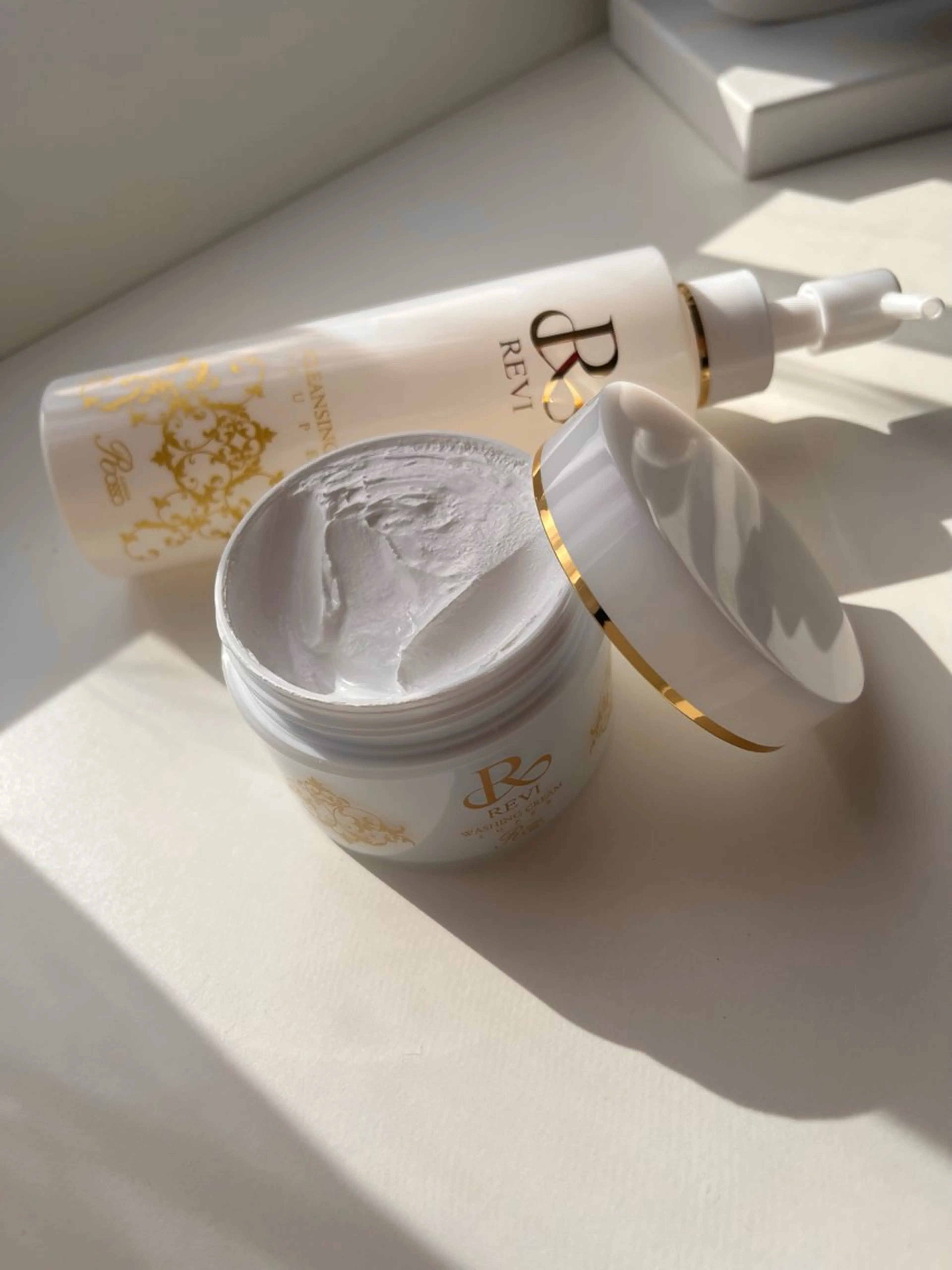 肌に自信のない人 専門サロンのエステ・リラクイメージ