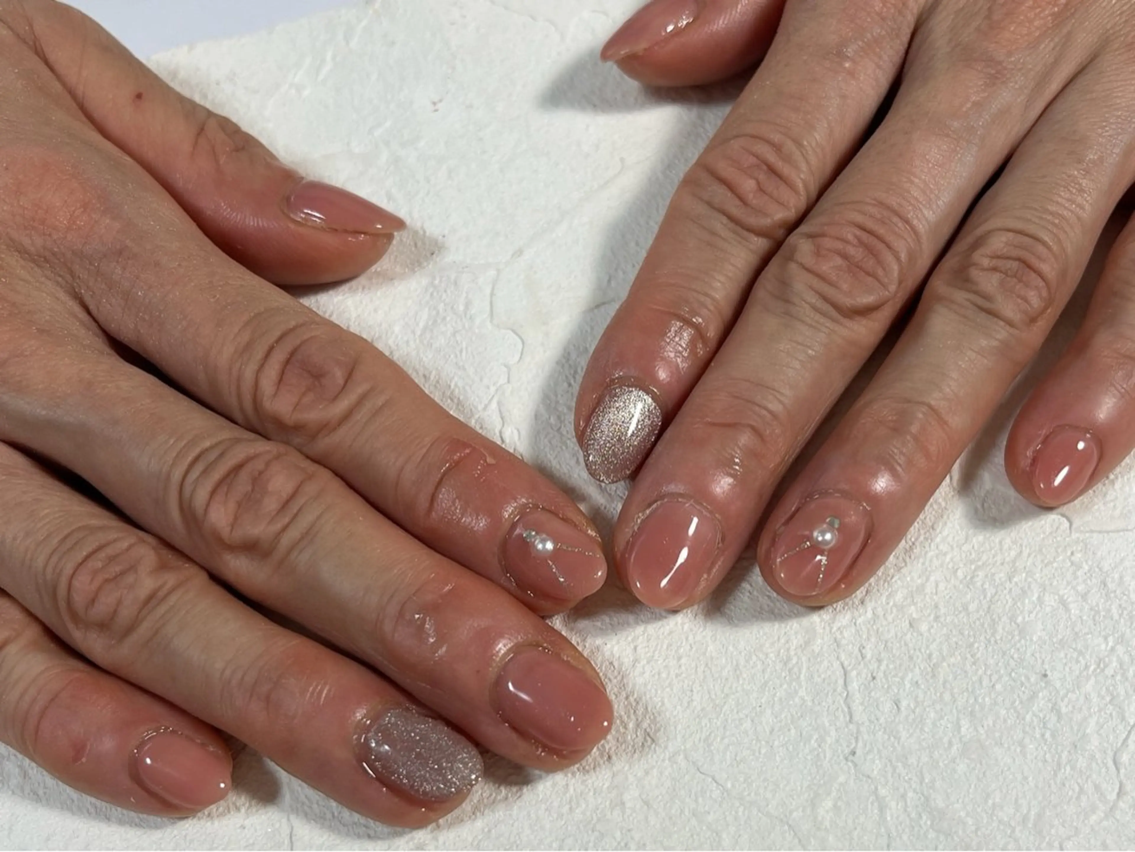 ネイル オーロラネイル フラワーネイル フットネイル フレンチネイル ジェルネイル ハンドネイル kiki nail たまプラーザのネイルデザイン