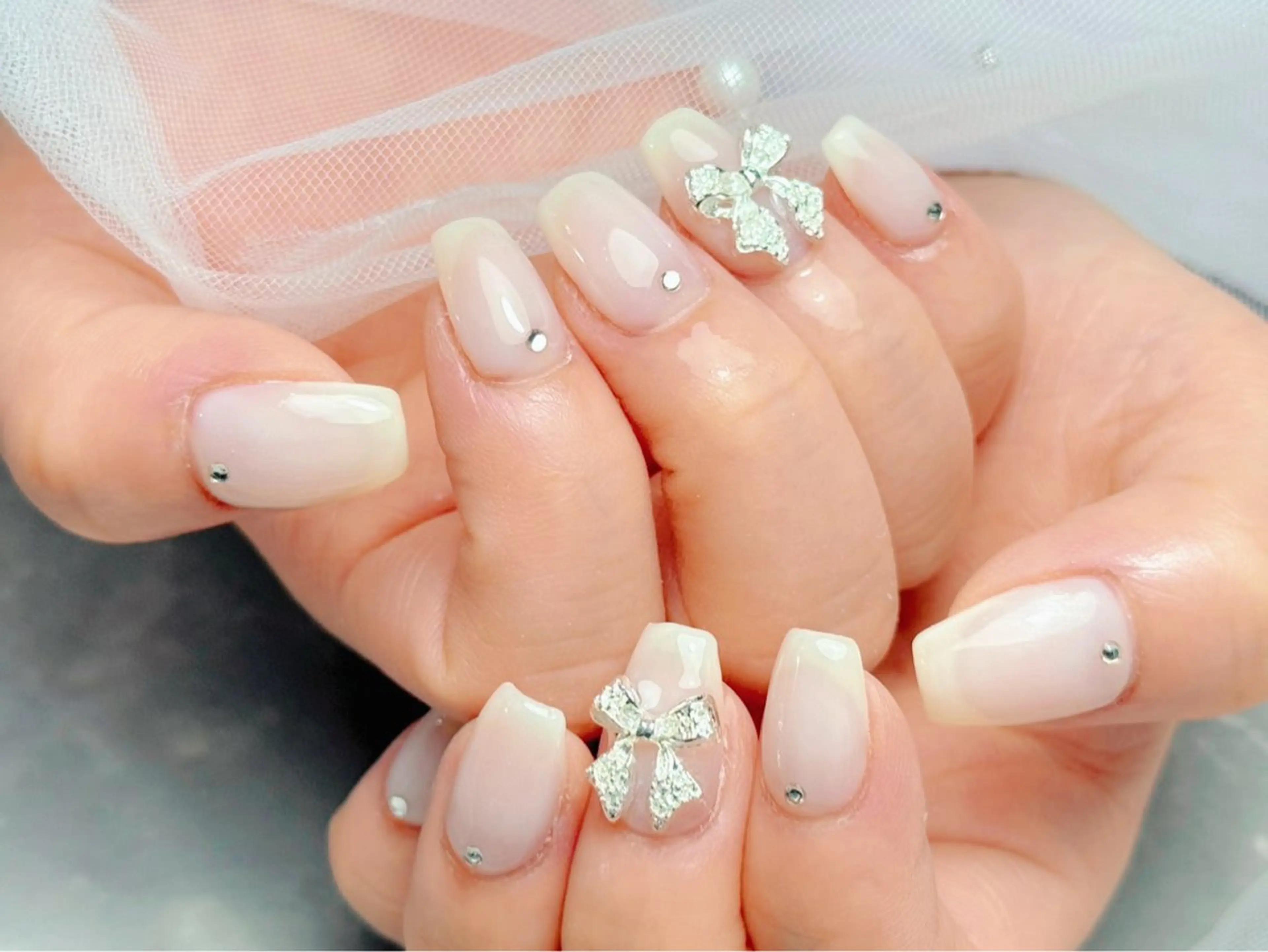 ネイル マジック ミラーのネイルデザイン