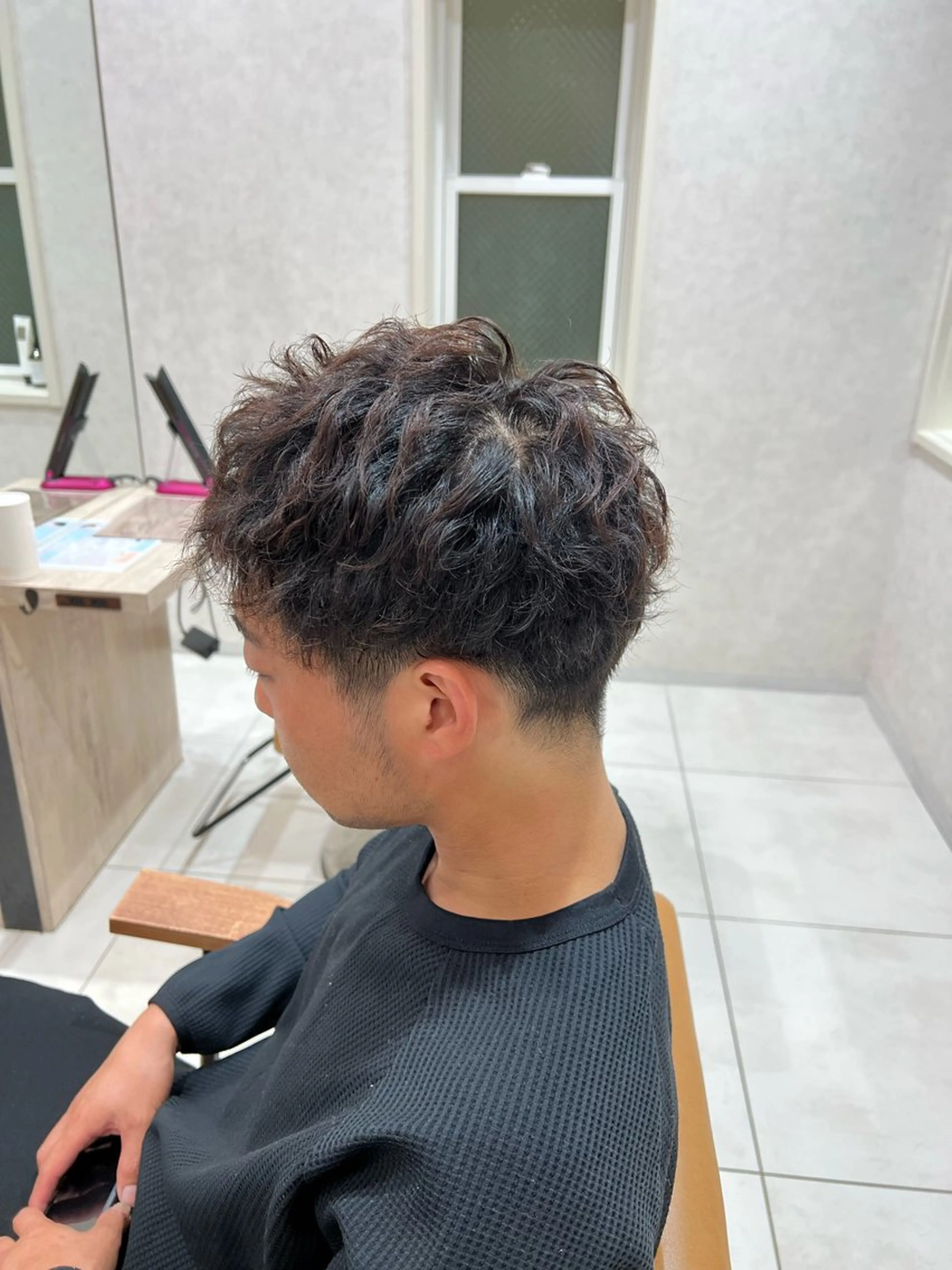 メンズ メンズパーマ メンズツイストパーマ ツイストパーマ メンズ特化フェザー パーマ🚗タケシのヘアスタイル