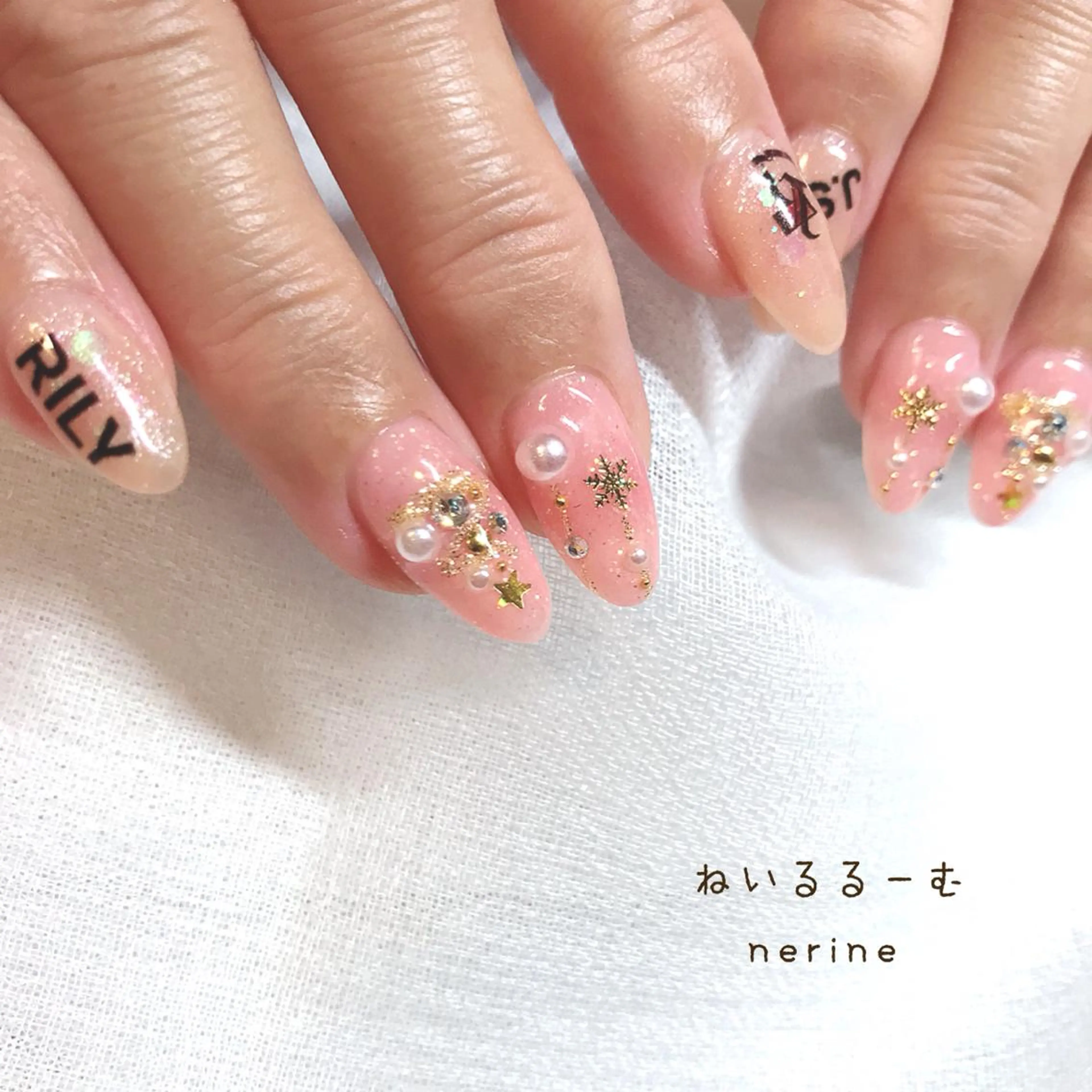 ネイル 冬ネイル クリスマス NAILST Naomiのネイルデザイン