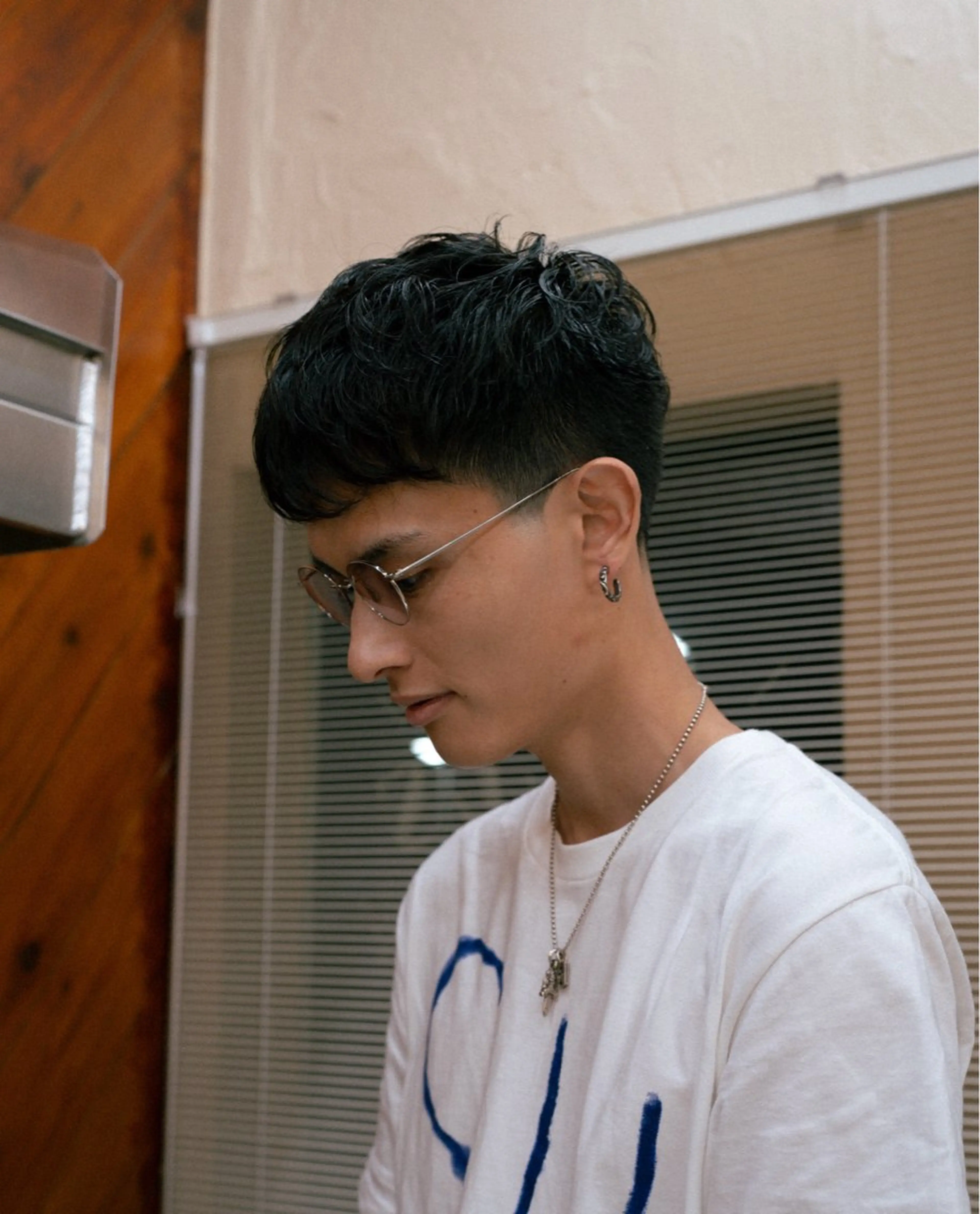 ショート カラー パーマ メンズ フェードカット メンズパーマ カット パーマ 🔗メンズサロン🔗 Kieのヘアスタイル