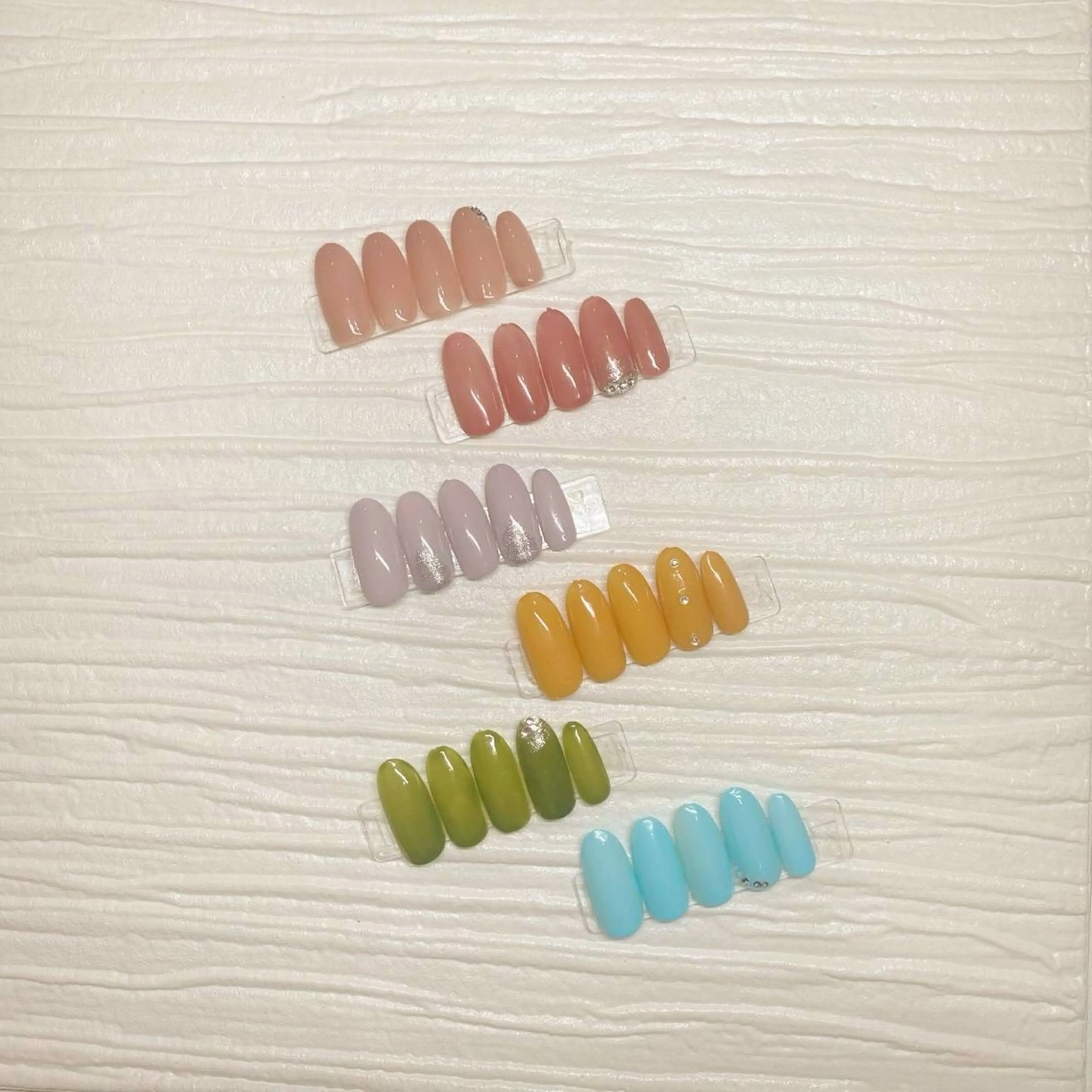 ネイル ワンカラーネイル ムーンライズ かおりのネイルデザイン