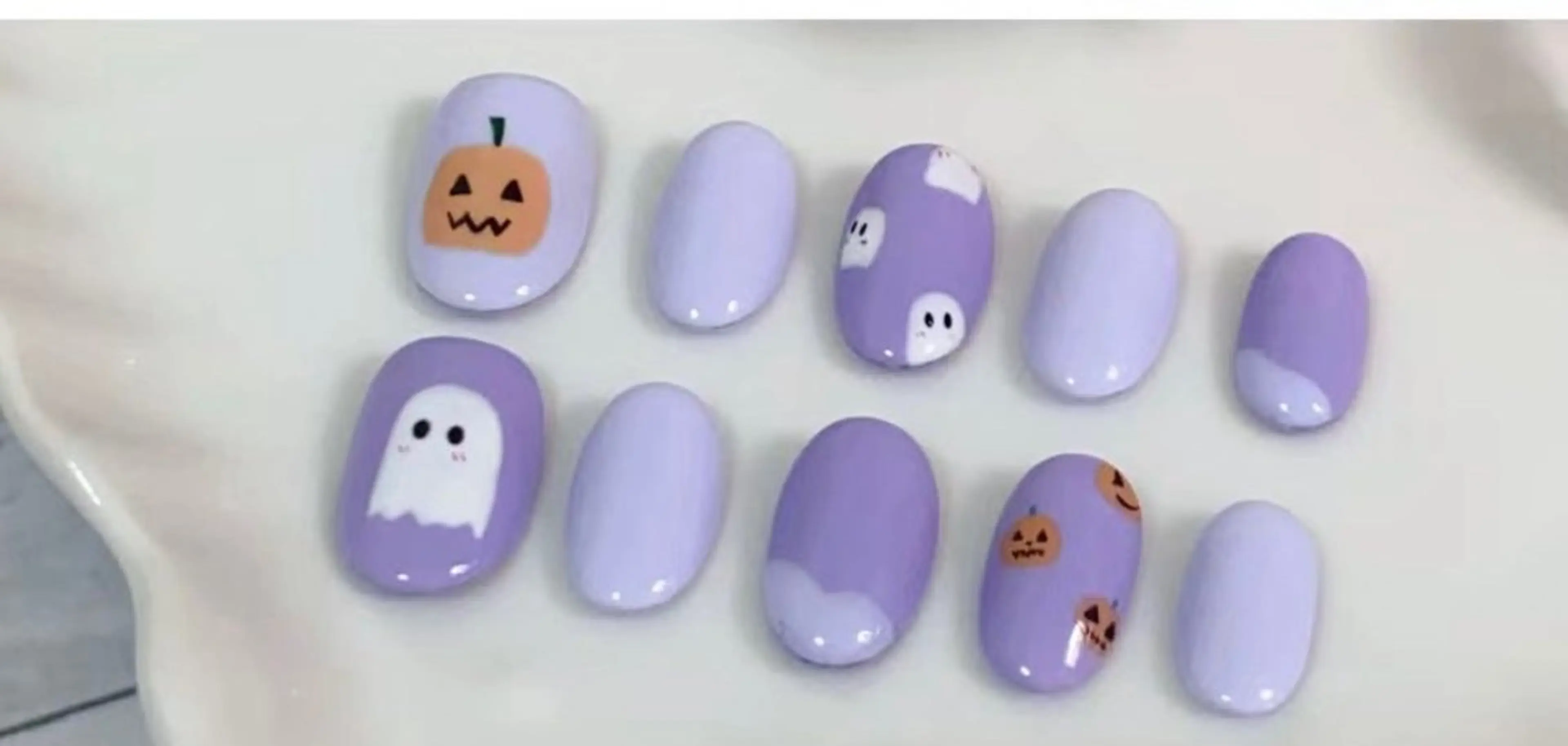 ネイル ジェルネイル ハロウィン ハート 韓国ネイル ニュアンスネイル Niko nailサロンのネイルデザイン