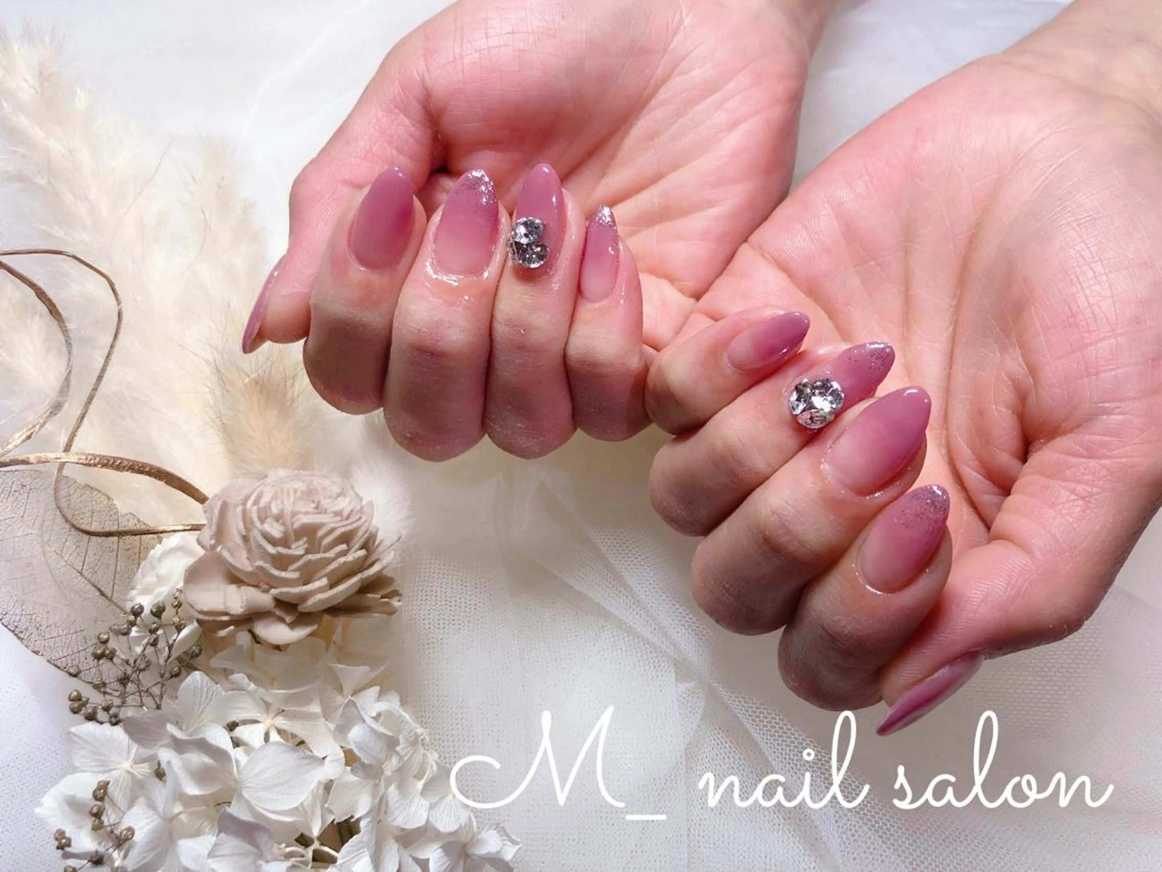 ネイル シンプルネイル M_ nail salonのネイルデザイン