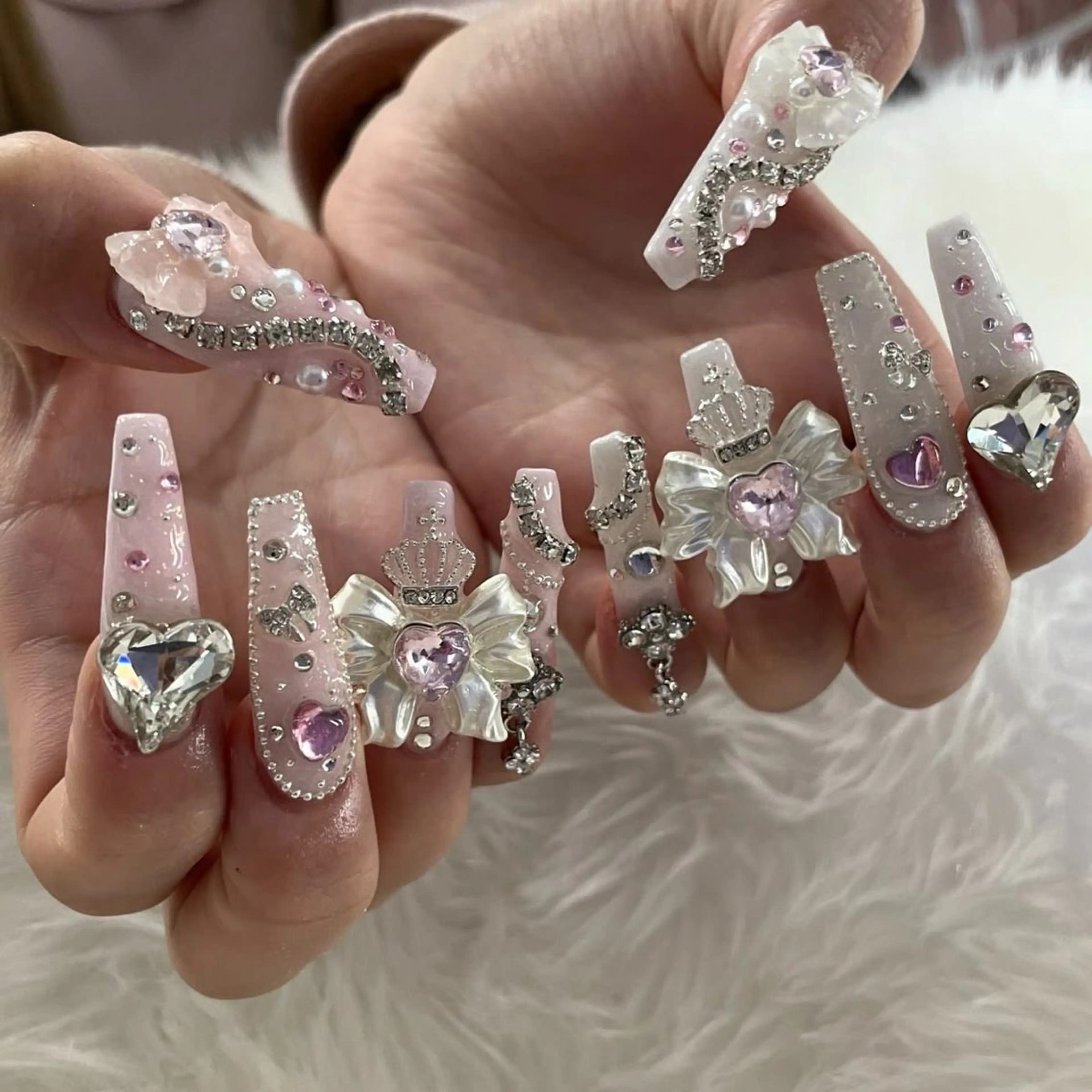 ネイル Queen Nail 柏店　クイーンネイルのネイルデザイン