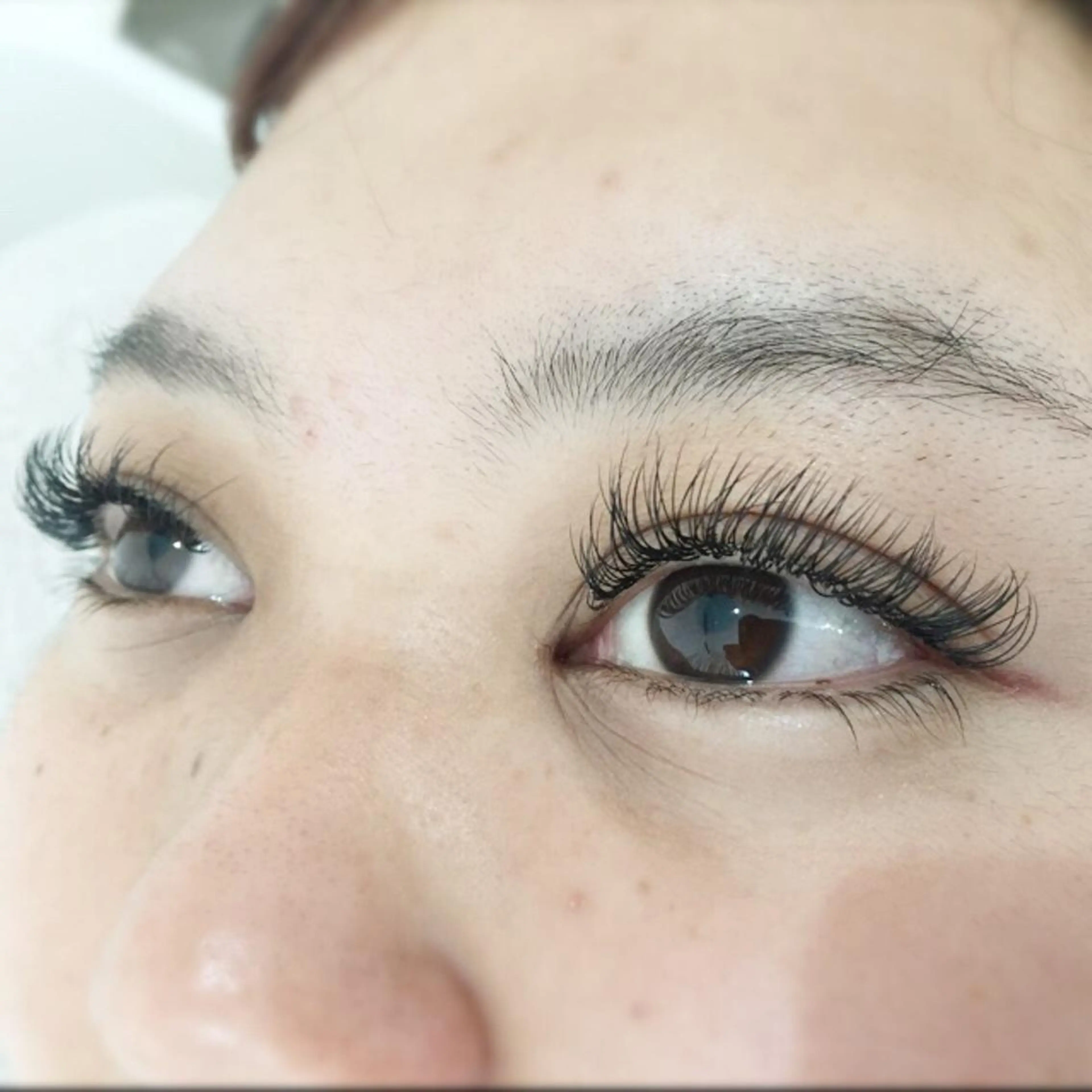 マツエク・マツパ Salon de Galcon 2階(サロンド・ギャルソン)所属・KU TA  \(◡̈)/の眉毛・アイブロウイメージ