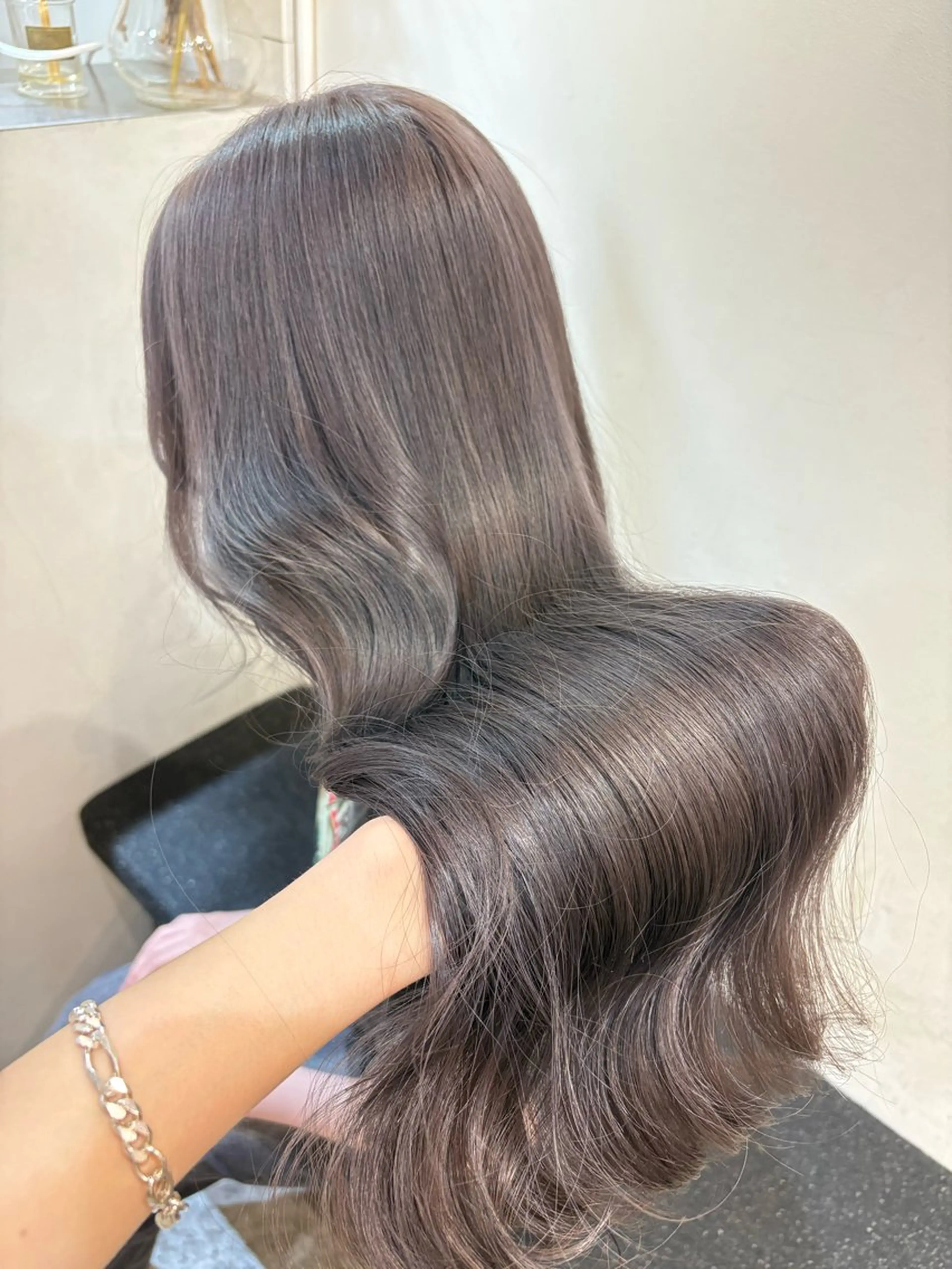 ロング カラー ヘアアレンジ グレージュ カット ヘアカラー トリートメント 🧸艶々韓国ヘア 🧁mizunaのヘアスタイル