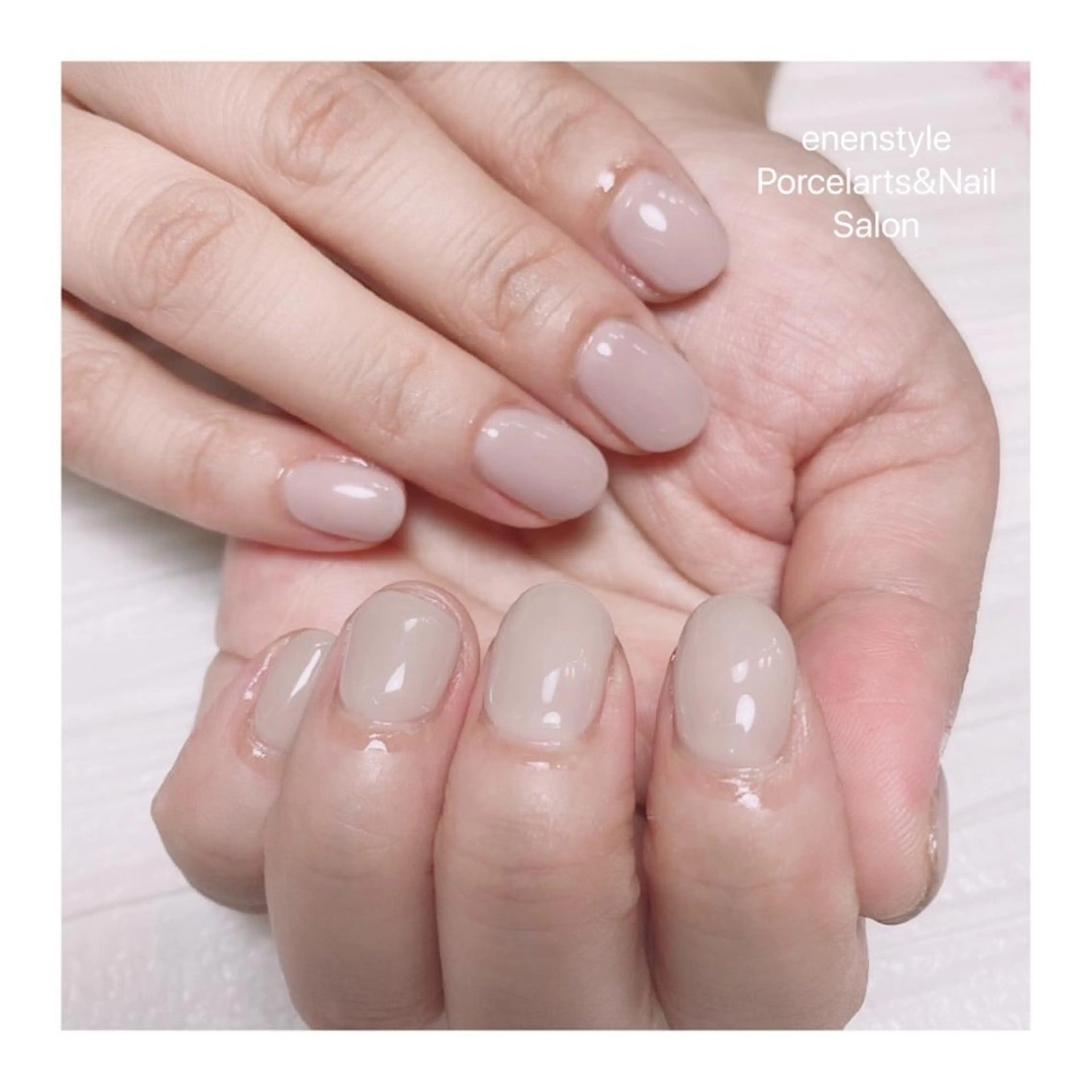 ショート ネイル 👑enen style👑のネイルデザイン