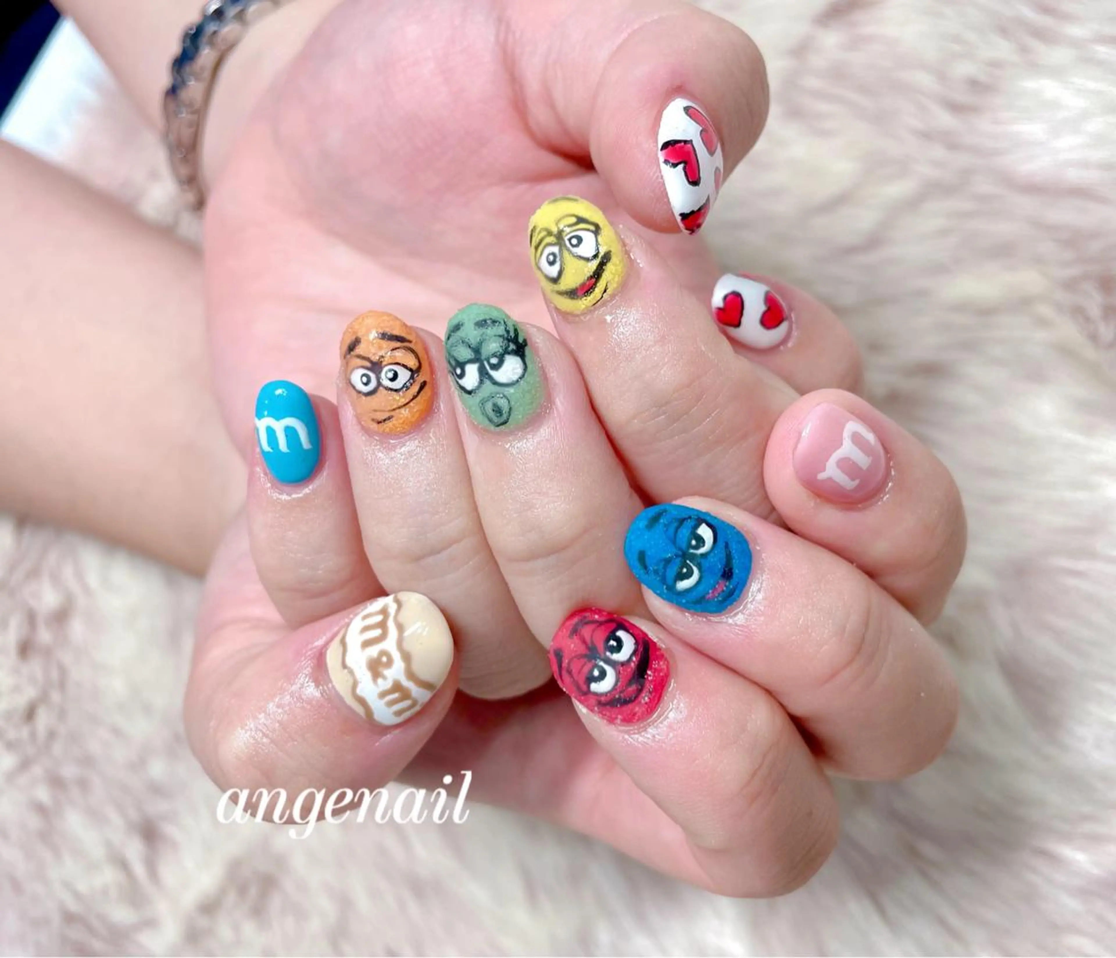 ネイル オーナーネイリスト MAKIのネイルデザイン