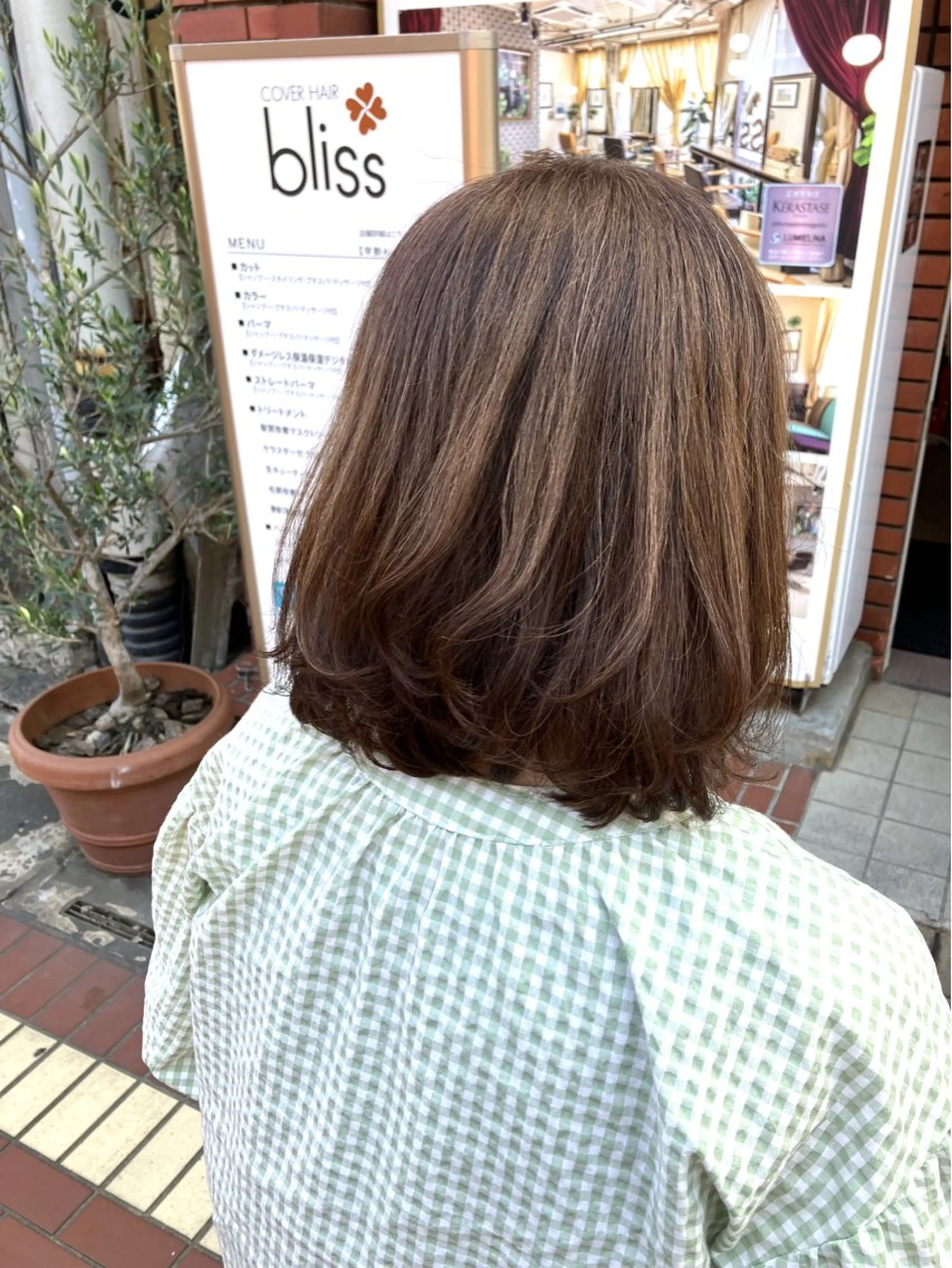 ミディアム 阿部 雲母のヘアスタイル
