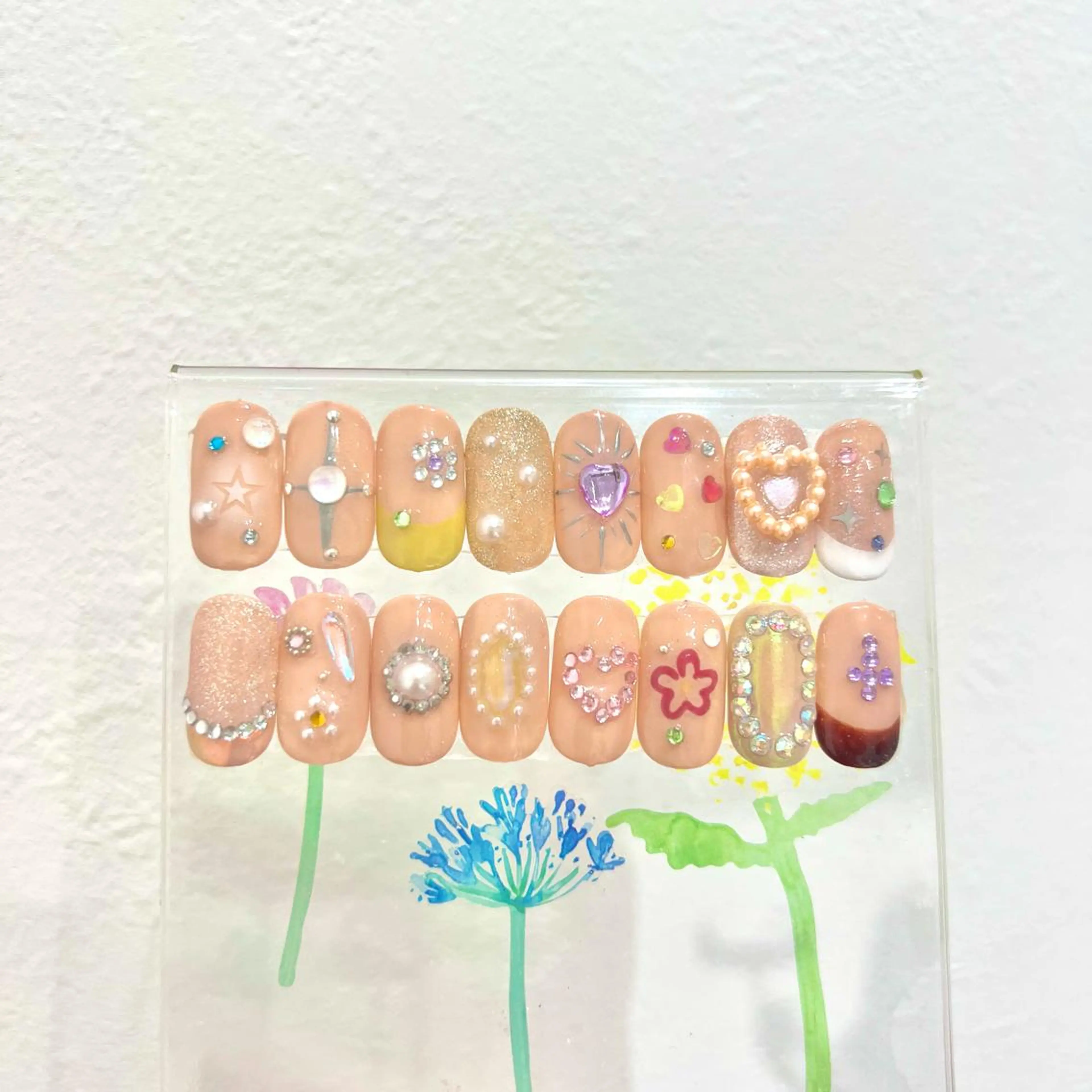 ネイル emunail あやかのネイルデザイン