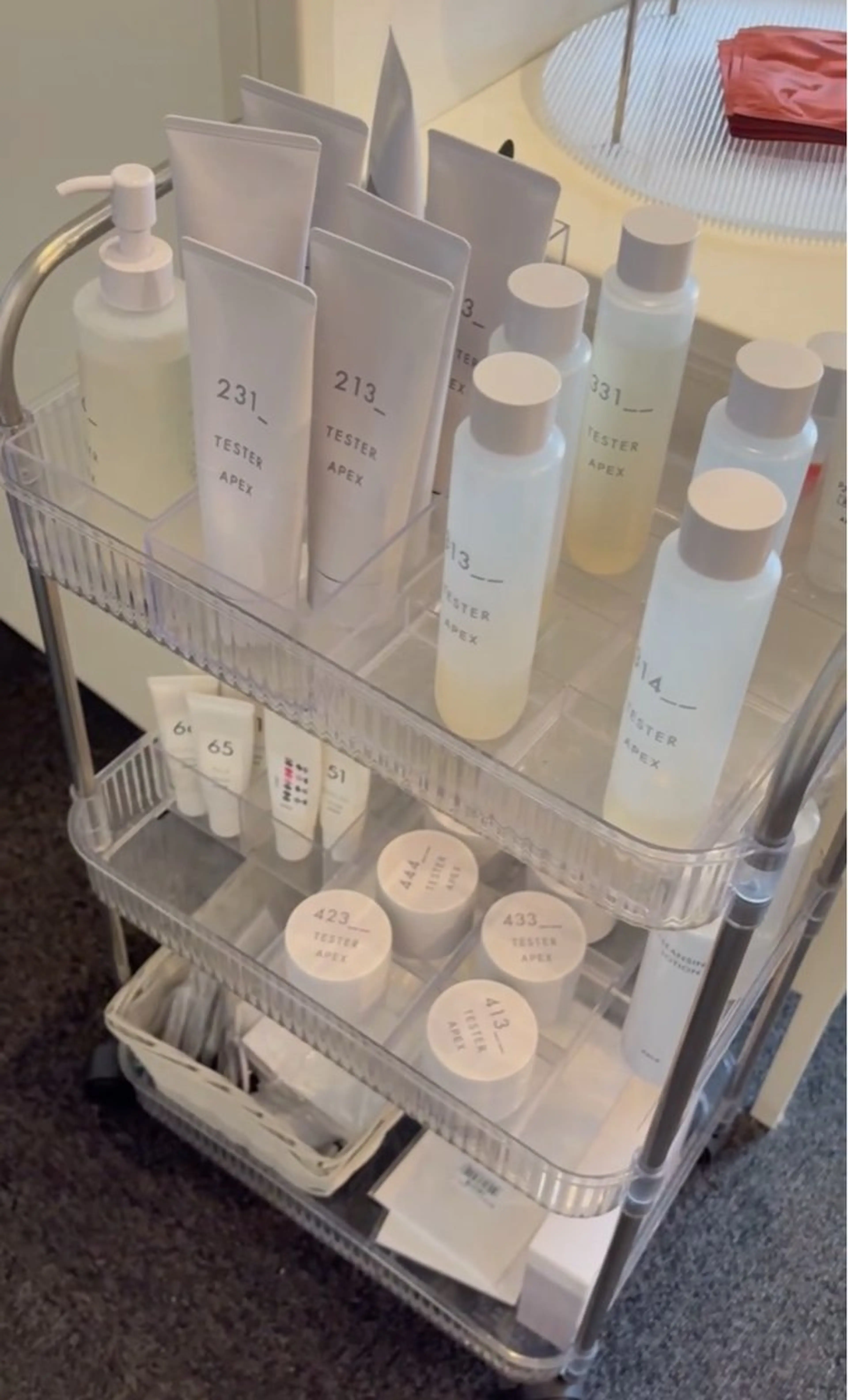 毛穴洗浄/ピーリング POLA 2号店のエステ・リラクイメージ