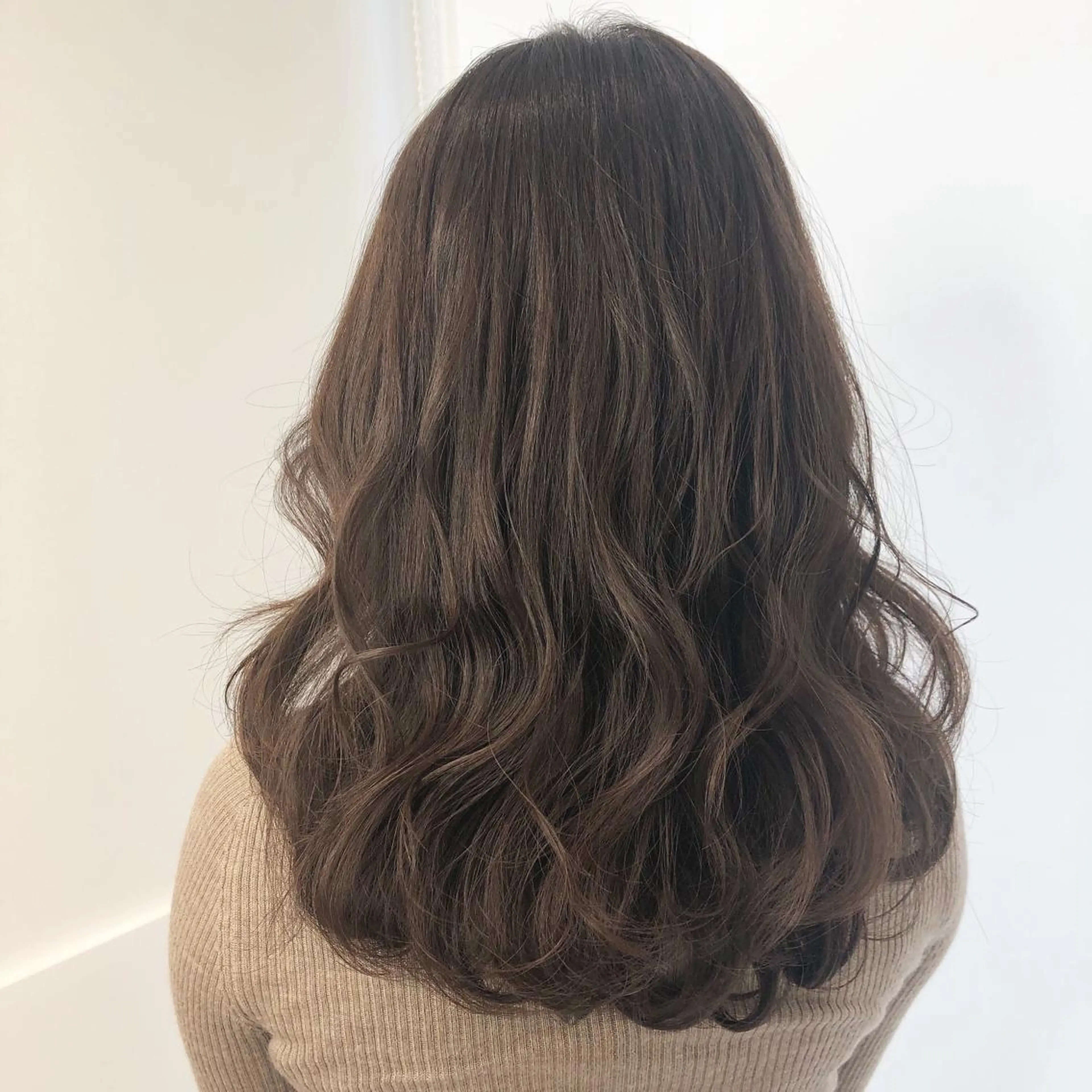 ロング カラー ブリーチ 透明感カラー ココアグレージュ グレージュ ブリーチなしカラー sano sayakaのヘアスタイル