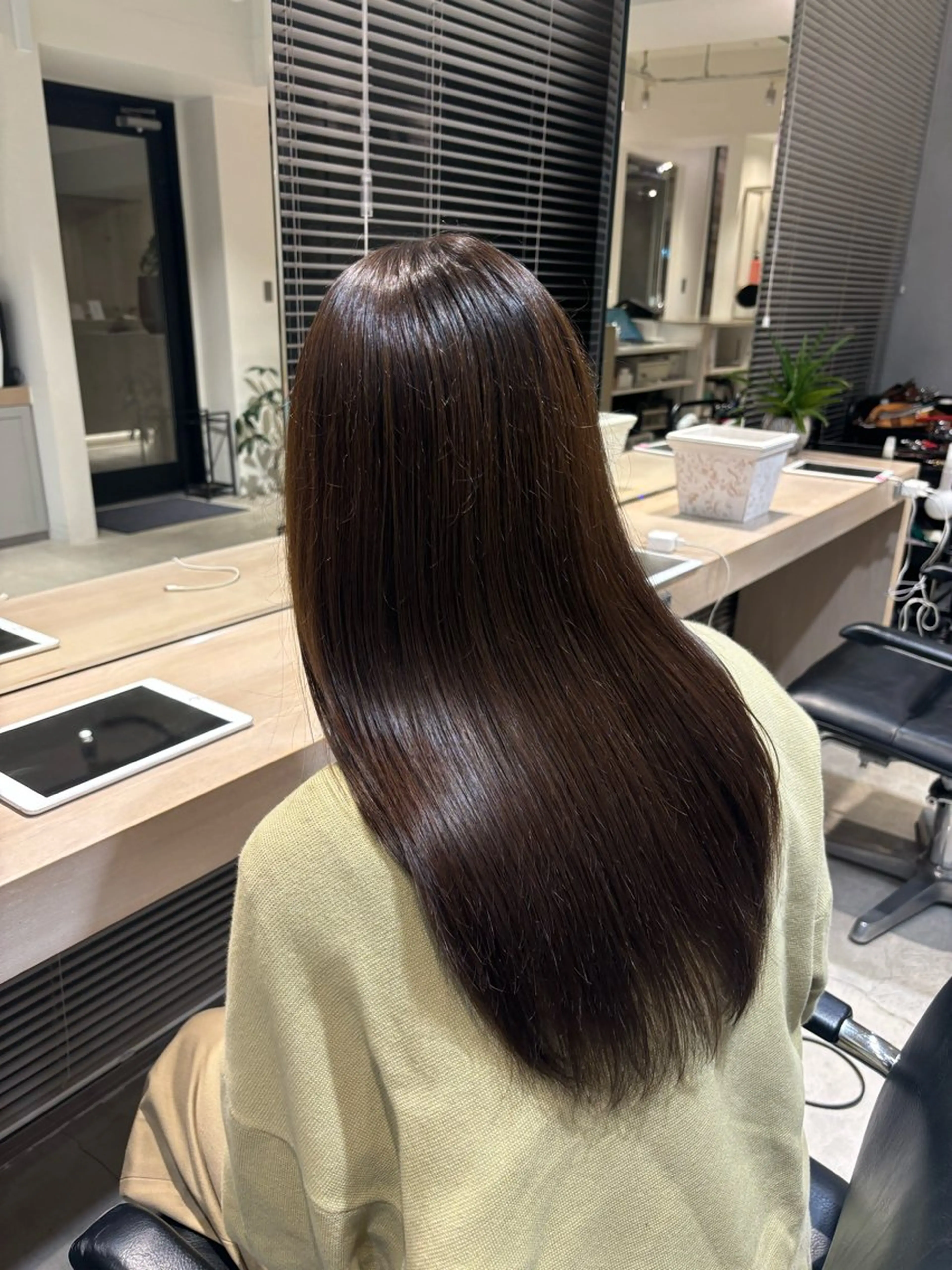 ロング パーマ 縮毛矯正 ストレートパーマ SHEA /縮毛矯正 イソダハルカのヘアスタイル