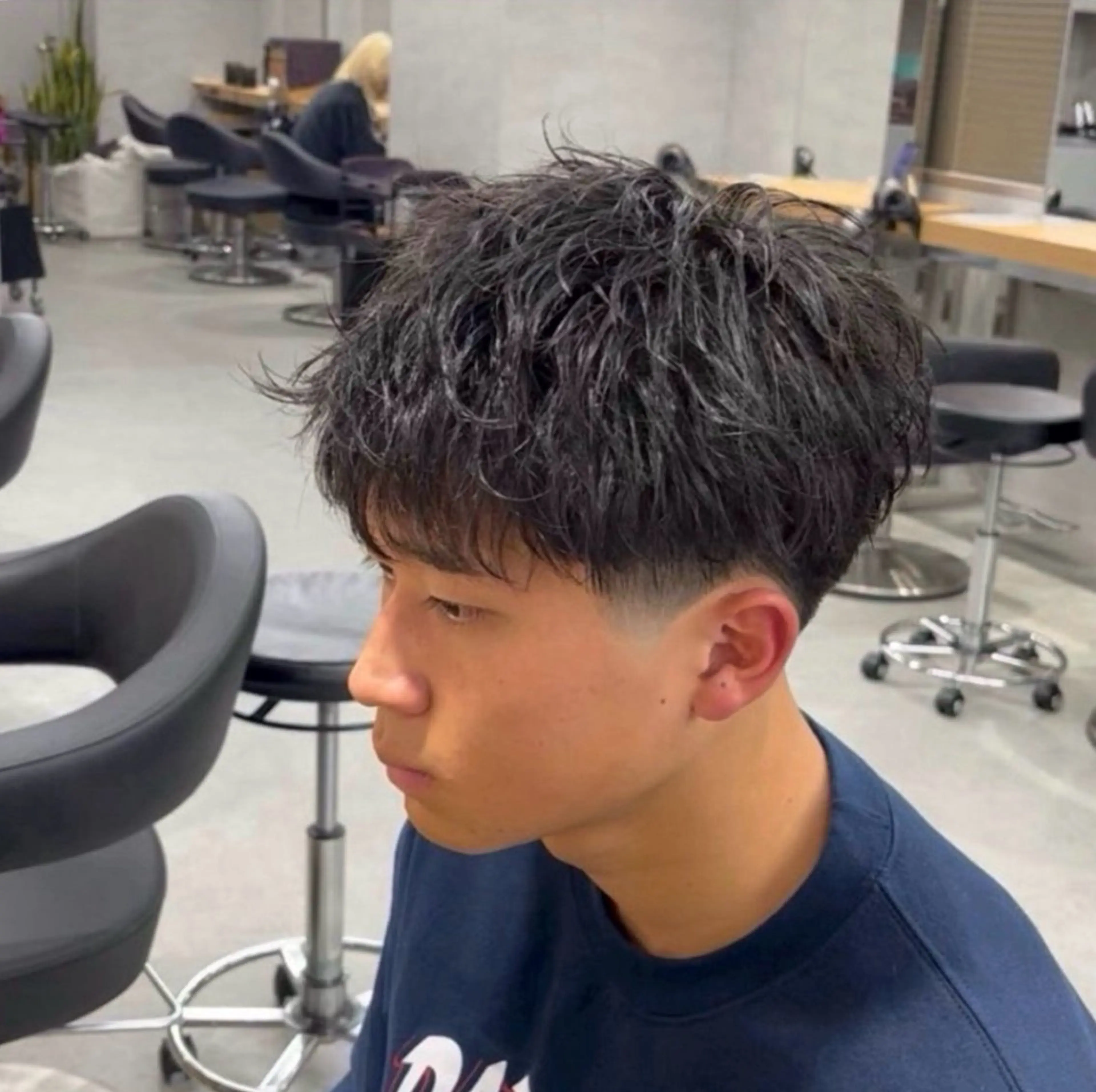 ショート カラー パーマ メンズ カット パーマ 🔥メンズ 特化🔥菊水皐暉🔥のヘアスタイル