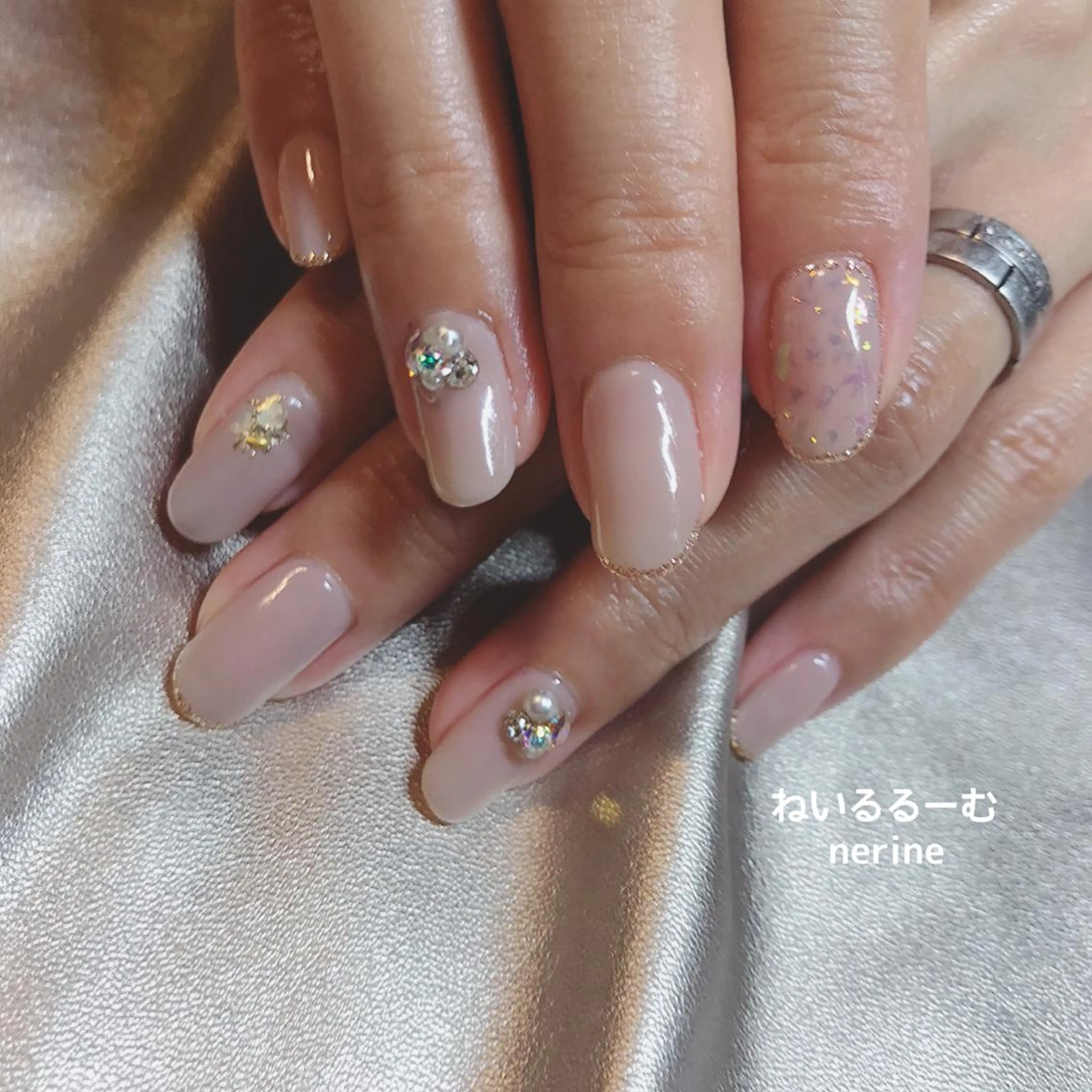 ネイル NAILST Naomiのネイルデザイン