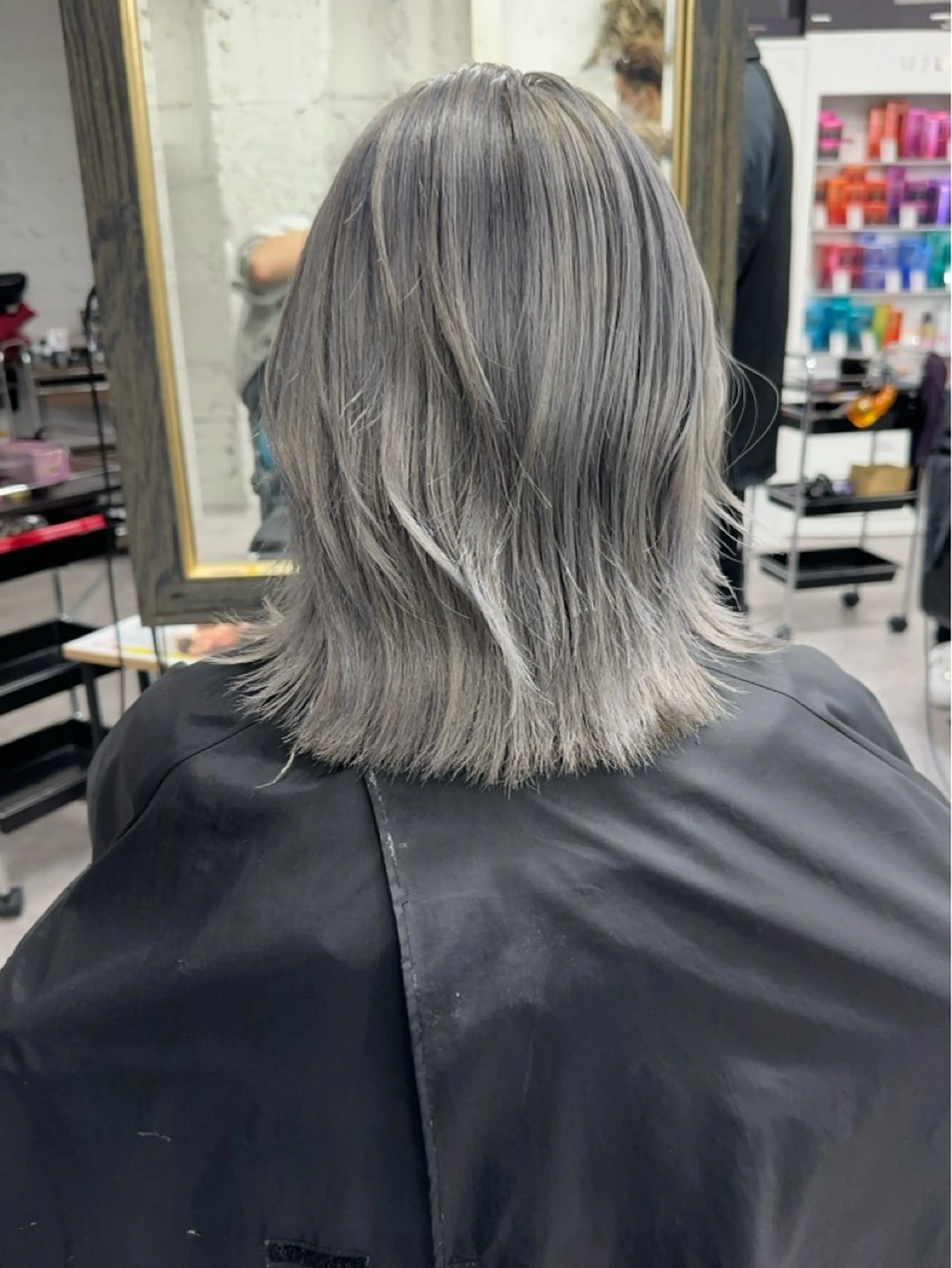 ミディアム カラー ヘアアレンジ 久米 治仁のヘアスタイル