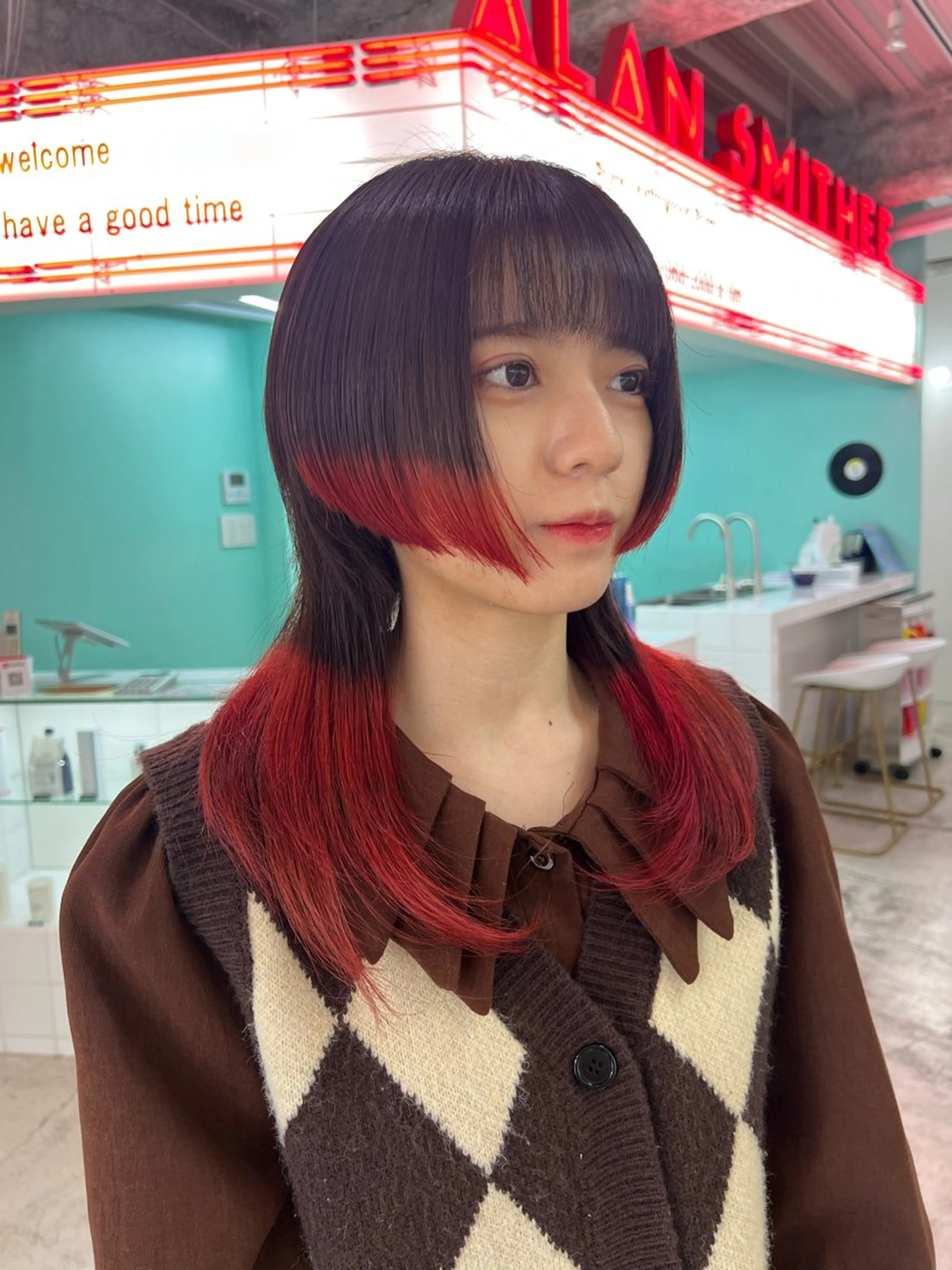 ミディアム 💥ウルフカット デザインあんな💥のヘアスタイル