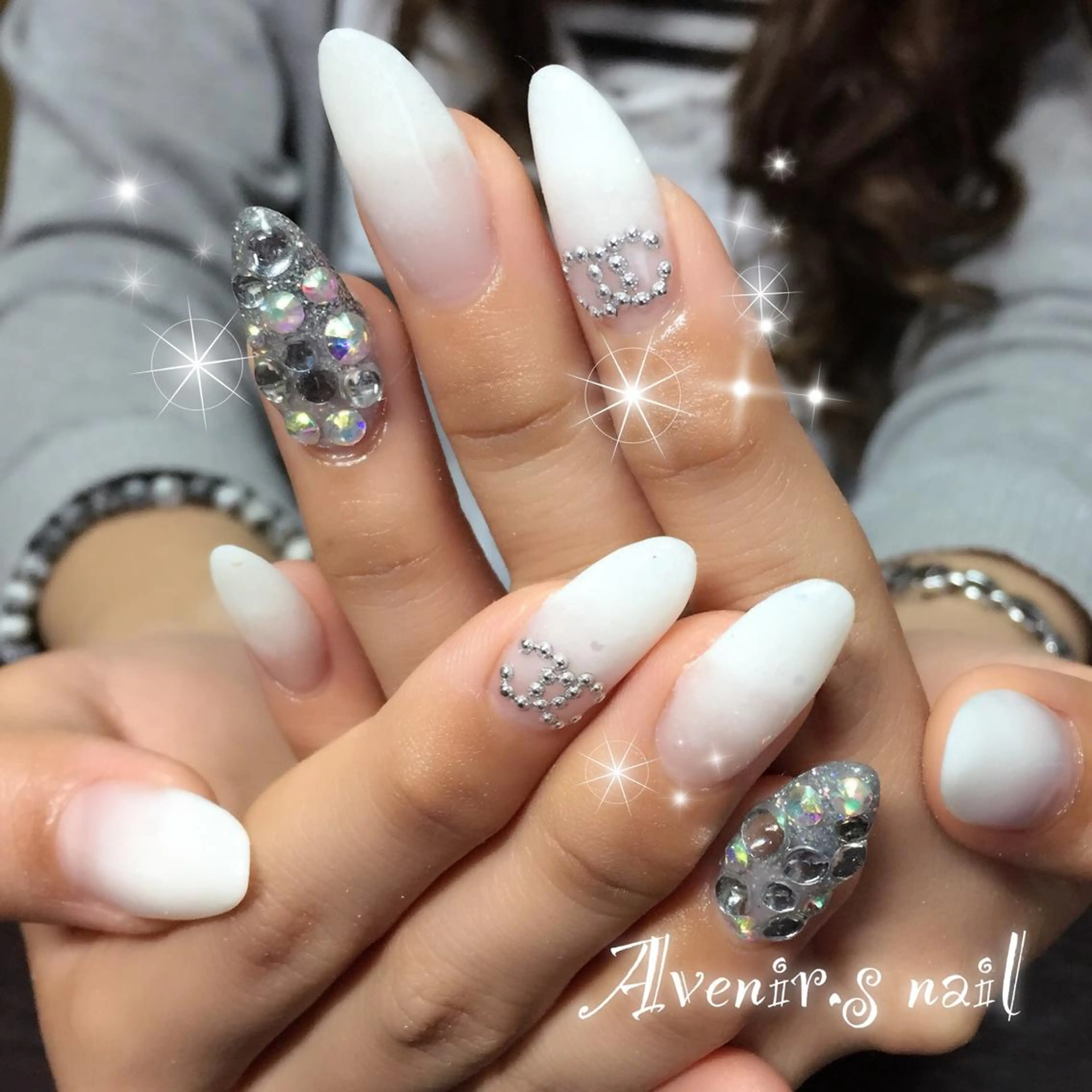 ネイル グラデーション スカルプネイル Home Salon Avenir.のネイルデザイン