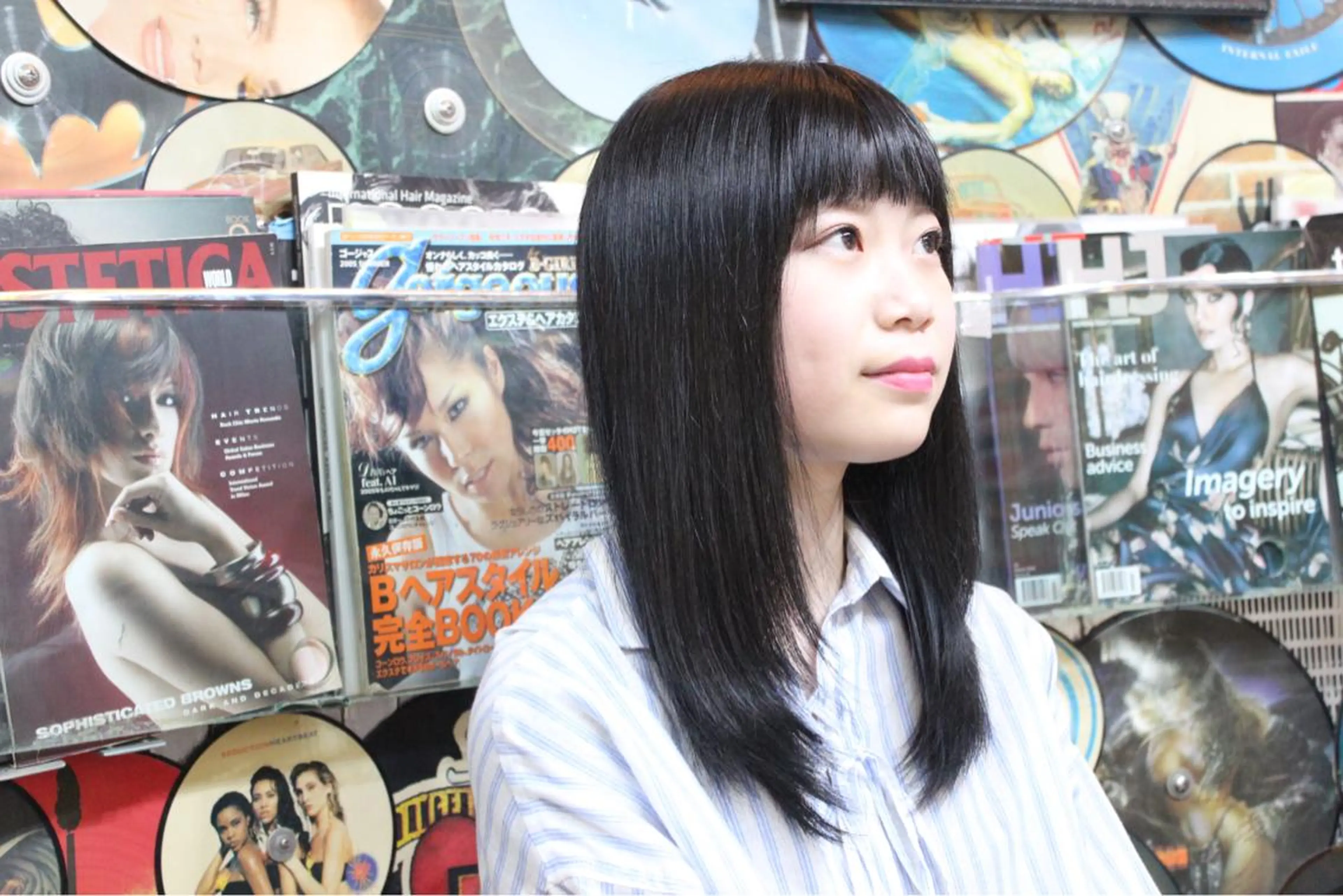 セミロング 🌈派手髪エクステ ブレイズ🌈ひろとのヘアスタイル