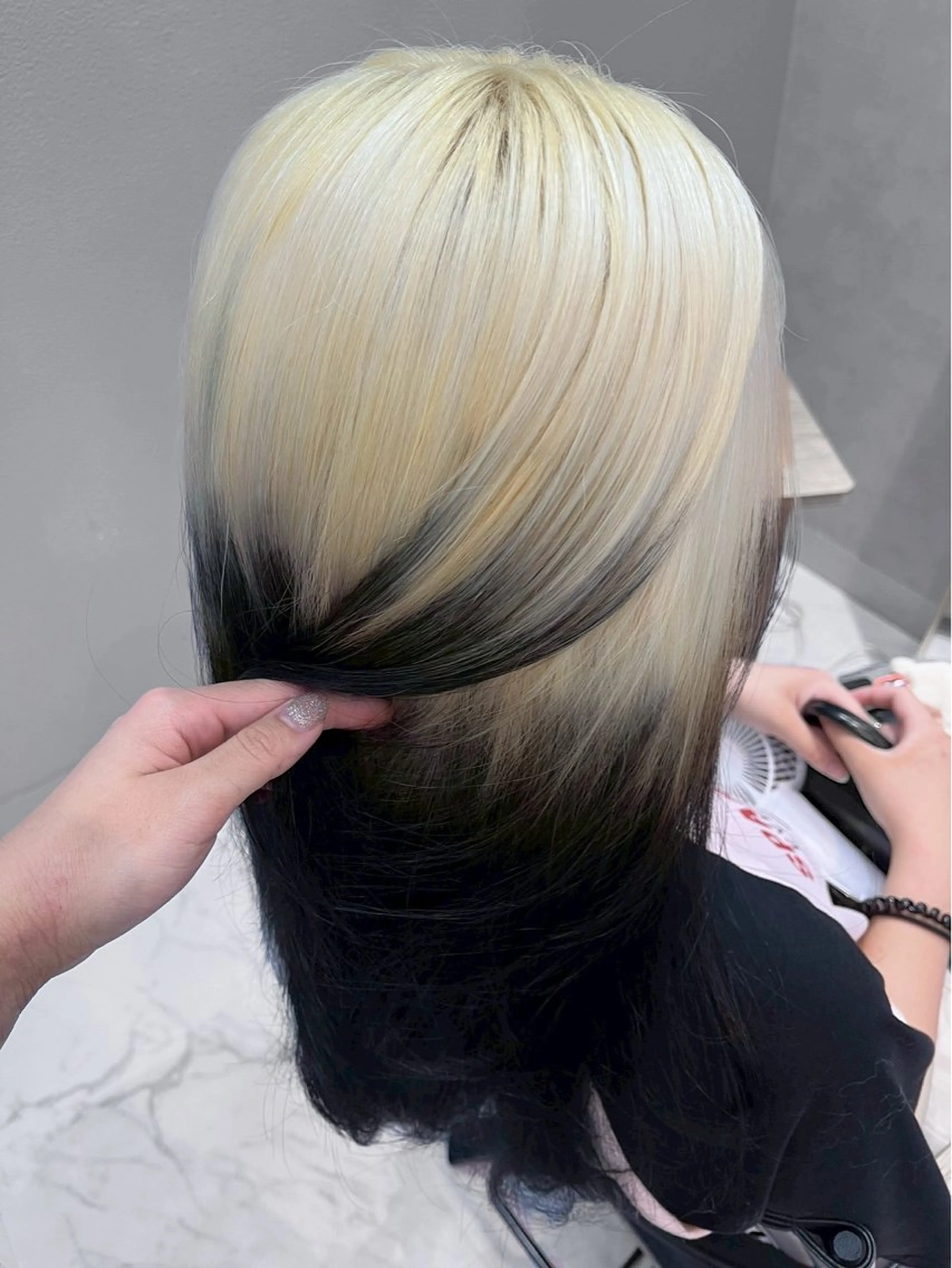 ロング カラー カット ヘアカラー トリートメント ハイトーン/韓国風/ 艶髪/吉祥寺のヘアスタイル