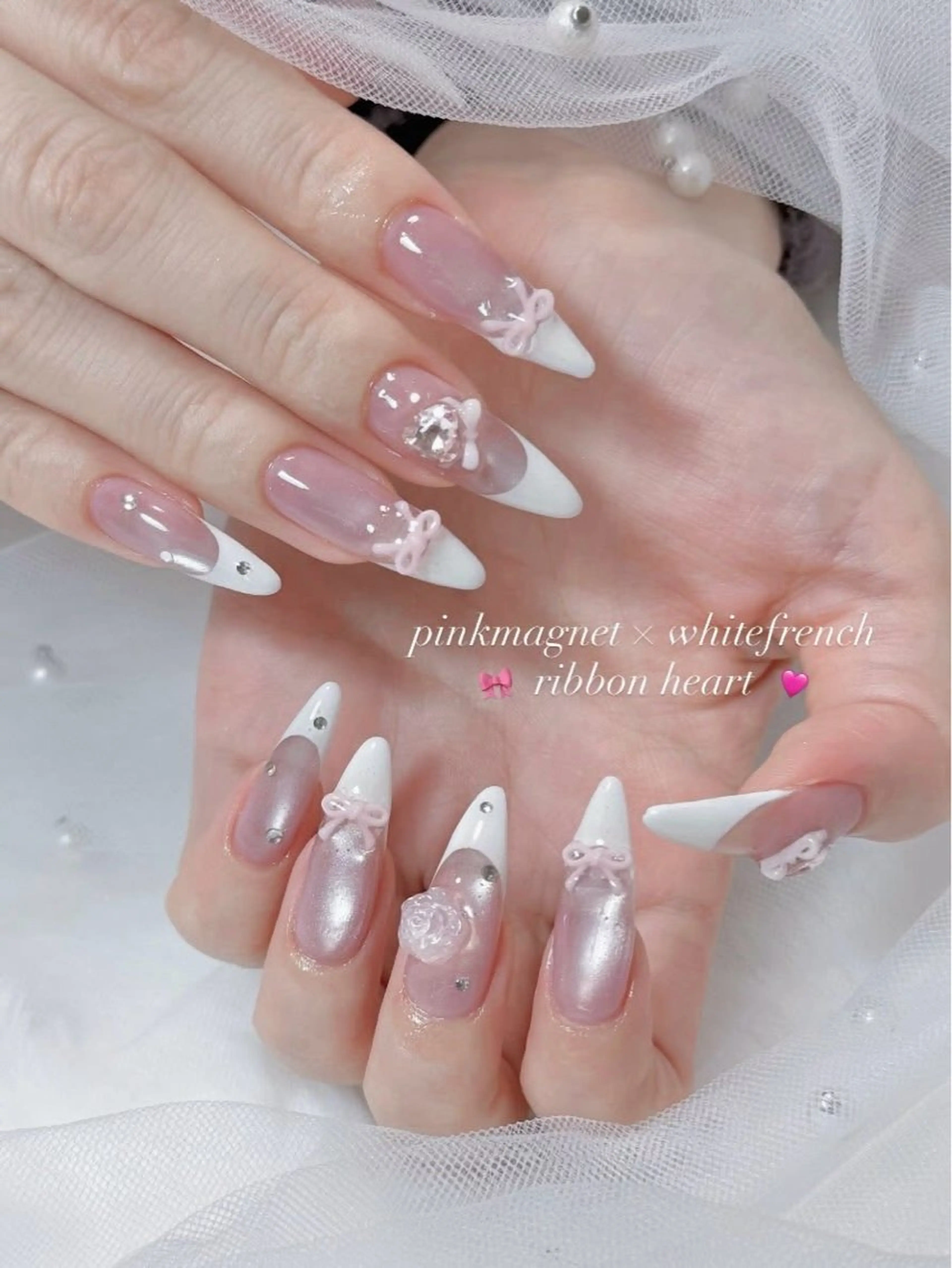 ネイル キラキラネイル 韓国ネイル ロングネイル ワンホンネイル ハンドネイル Josie nail salonのネイルデザイン