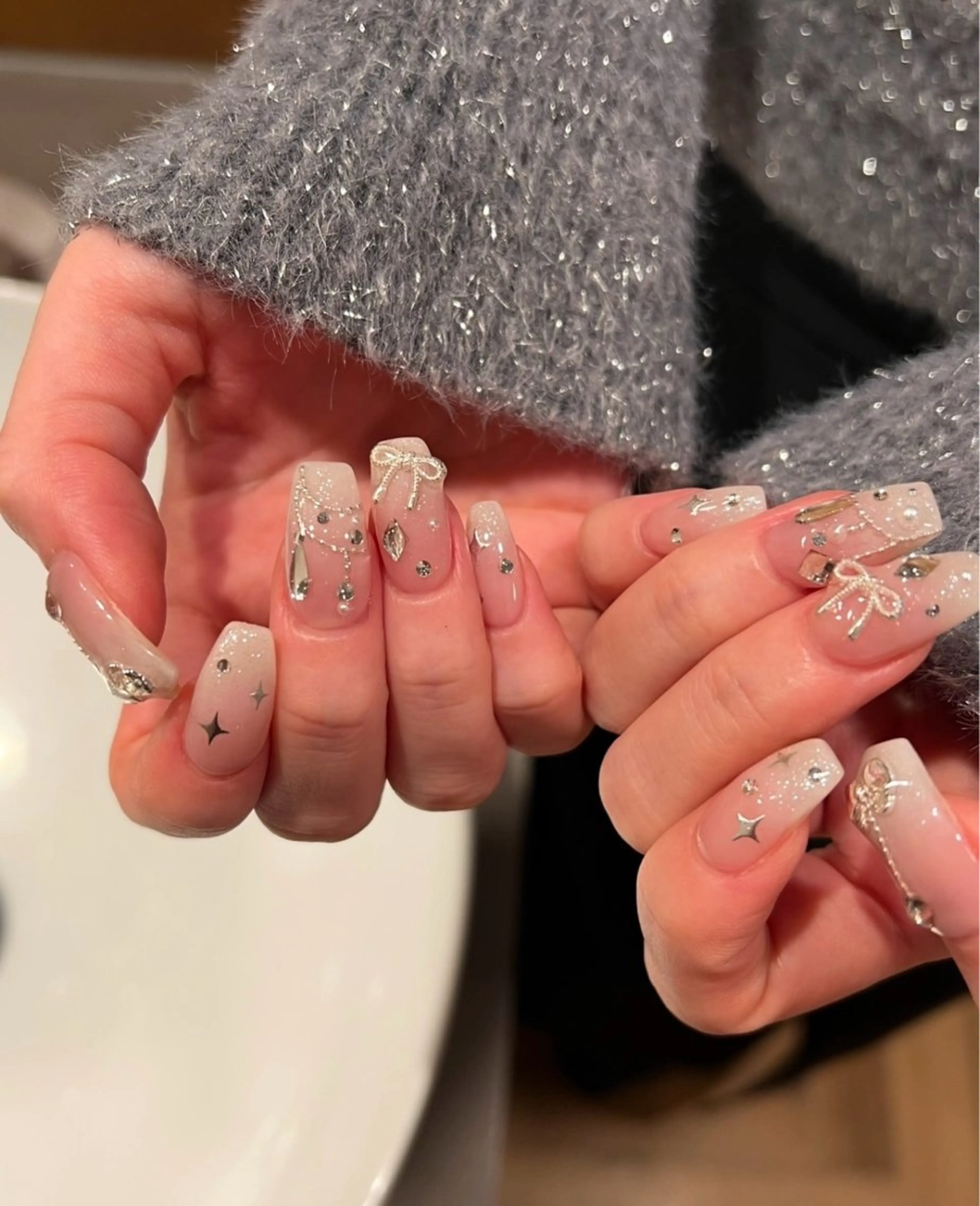 ネイル 韓国ネイル ニュアンスネイル シンプルネイル 春ネイル ワンホンネイル Nihonthy Nail 新宿所属・Nihonthy Nail 新宿のネイルデザイン