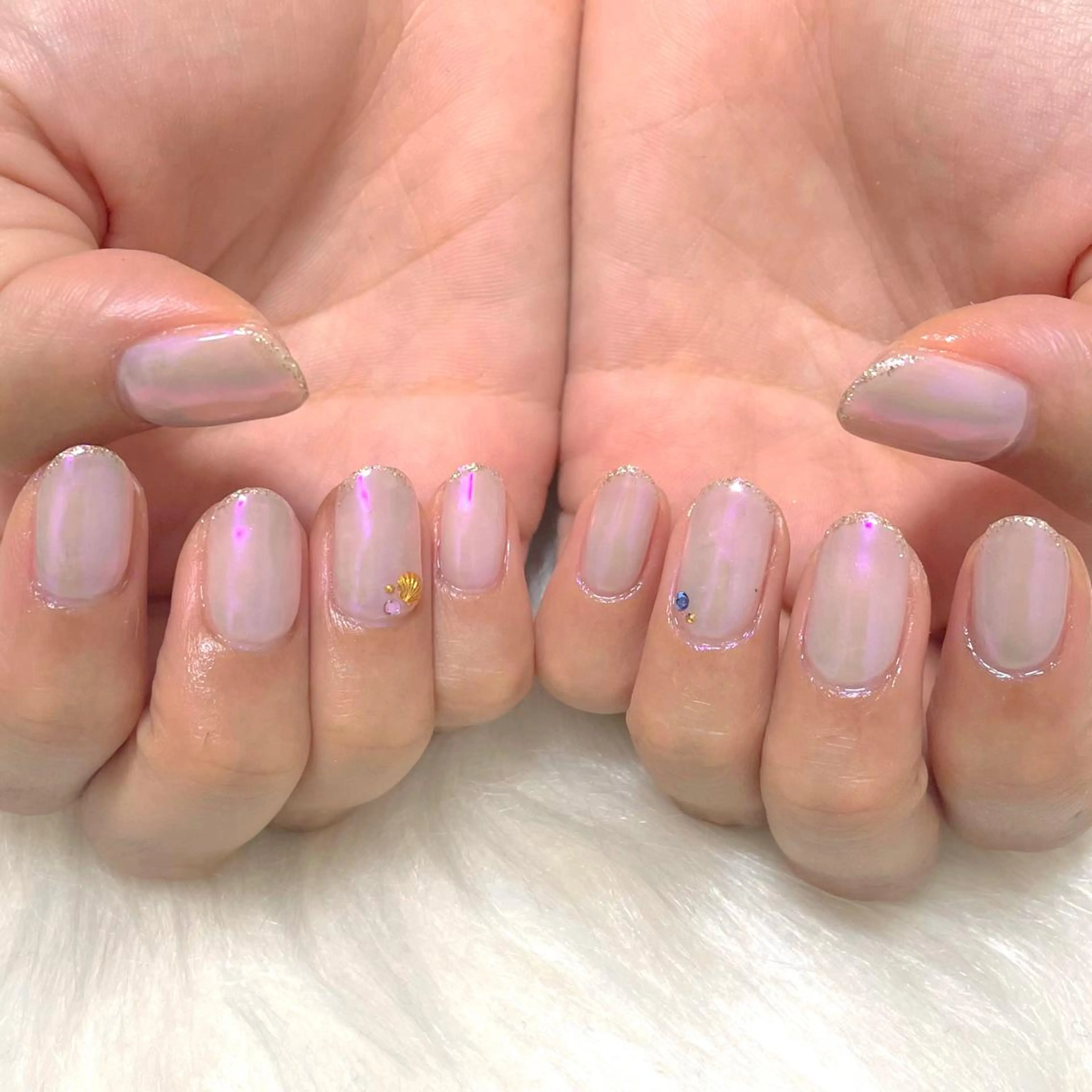 ネイル オーロラネイル ワンカラーネイル MADDYNAILS ✴︎柏痛ネイルのネイルデザイン