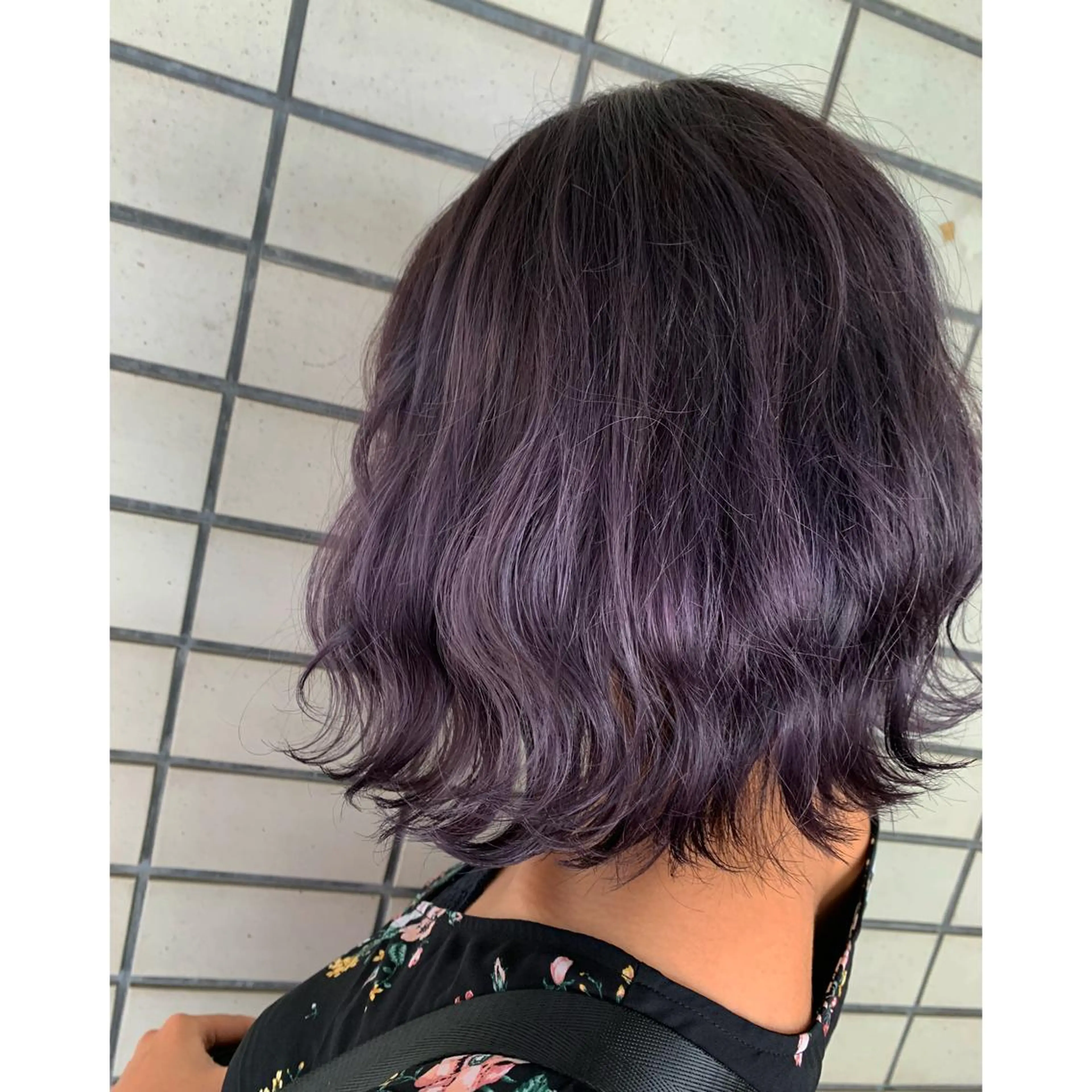 ミディアム カラー アディクシーカラー ブリーチ トリートメント 坂西 春果のマツエク・マツパデザイン