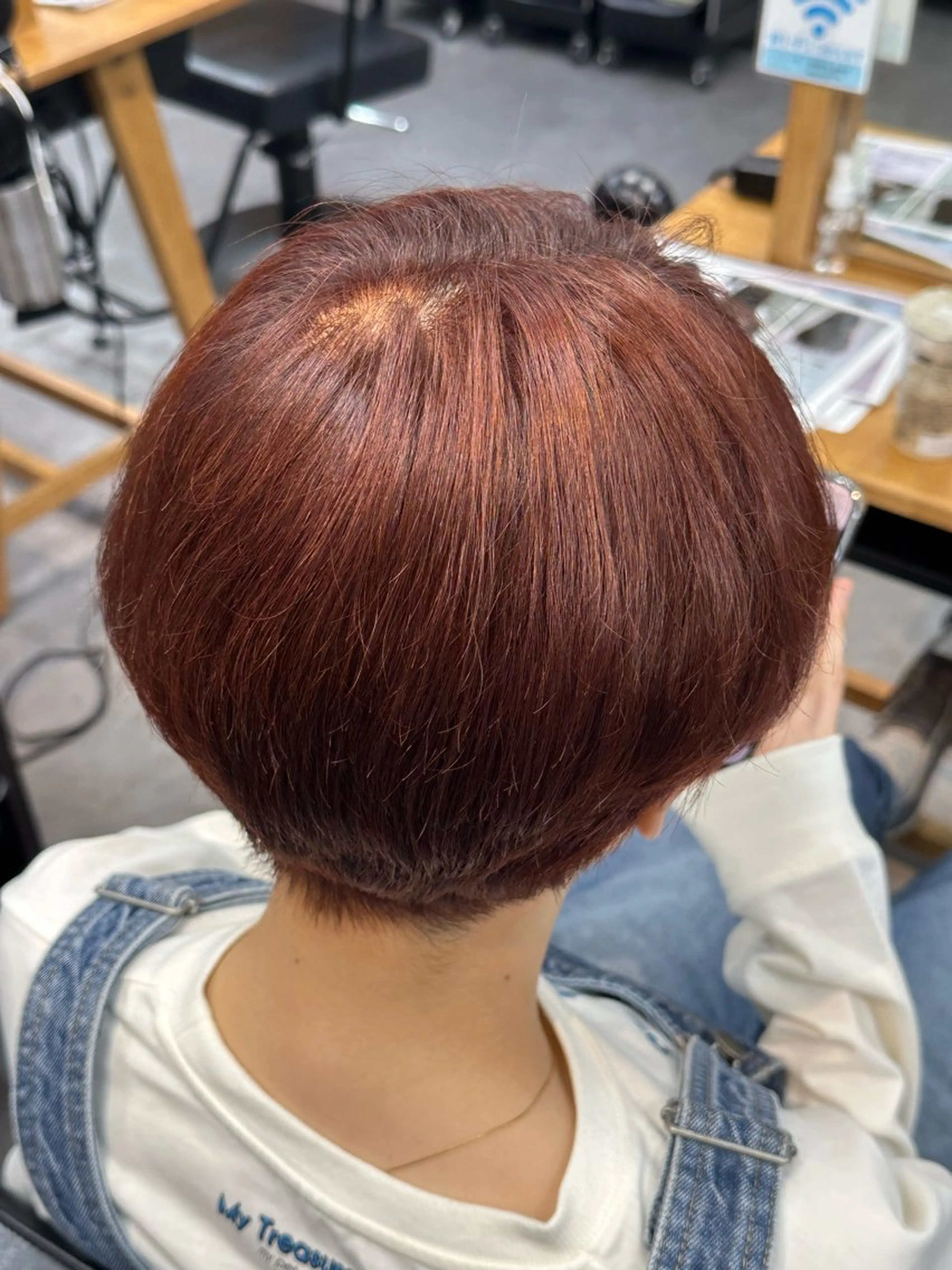 【透明感✨️】カット+透明感カラーの写真