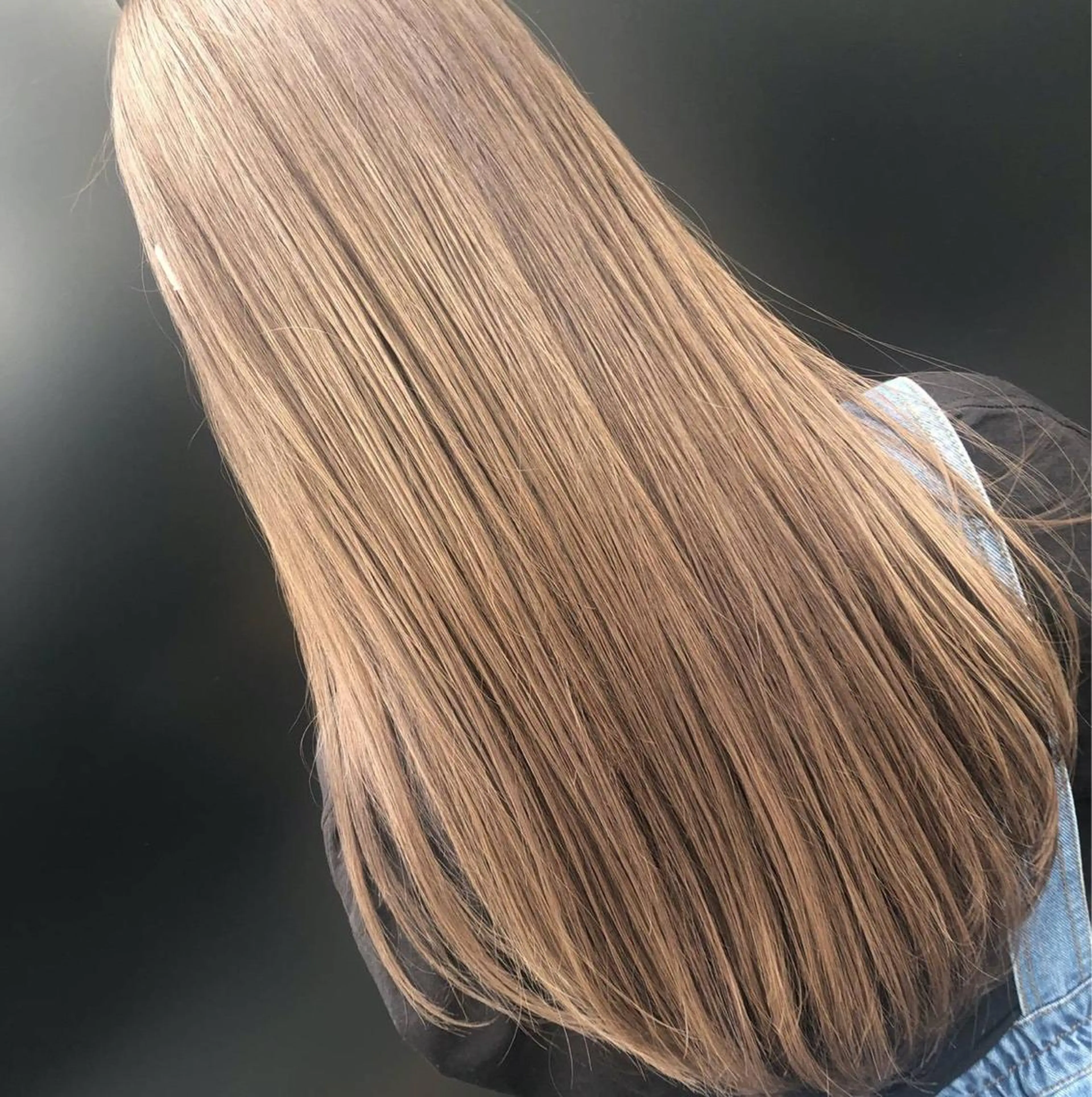 セミロング レイヤー×縮毛矯正 深見 拓のヘアスタイル