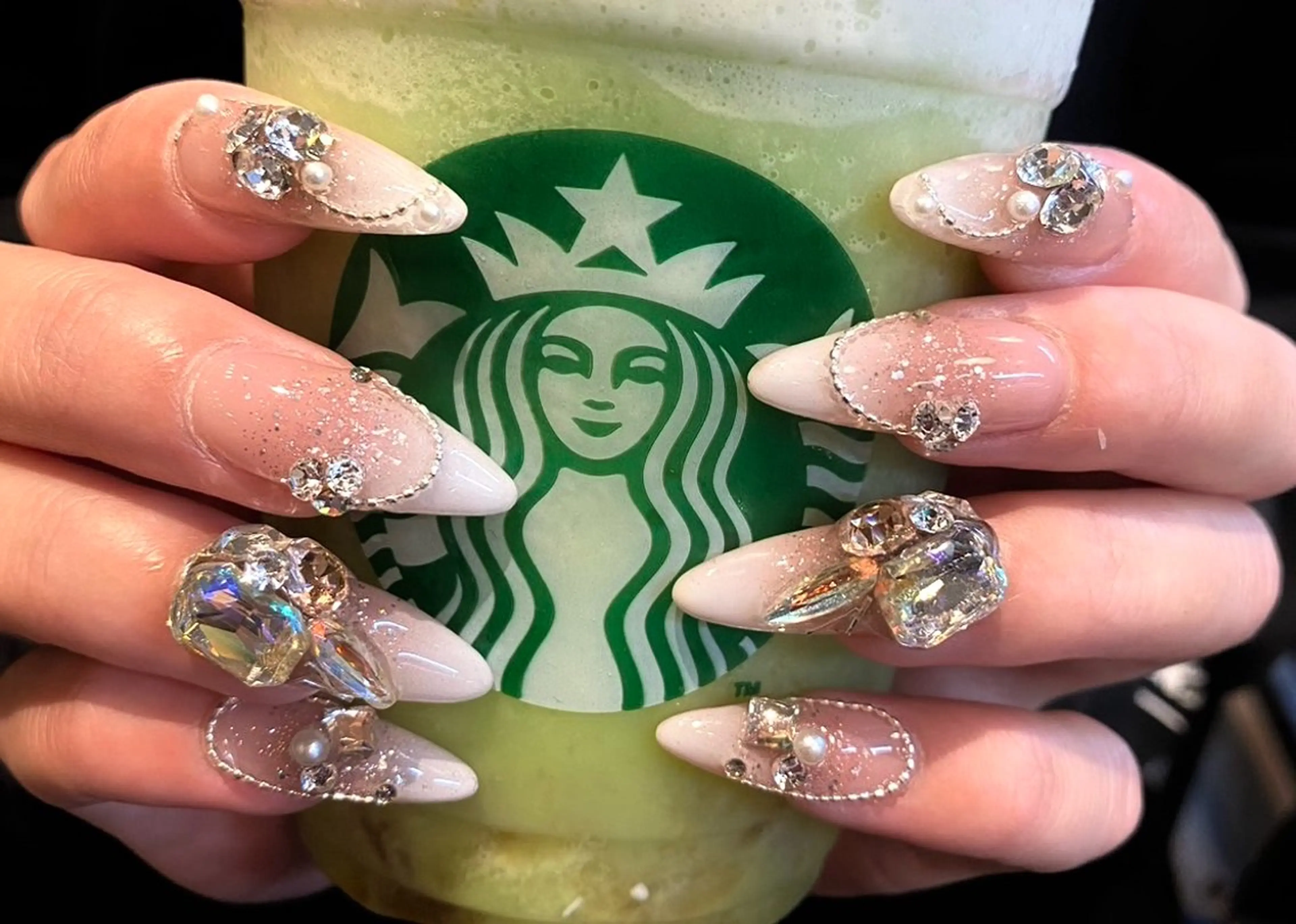 ネイル ハンドネイル charmant momokaのネイルデザイン