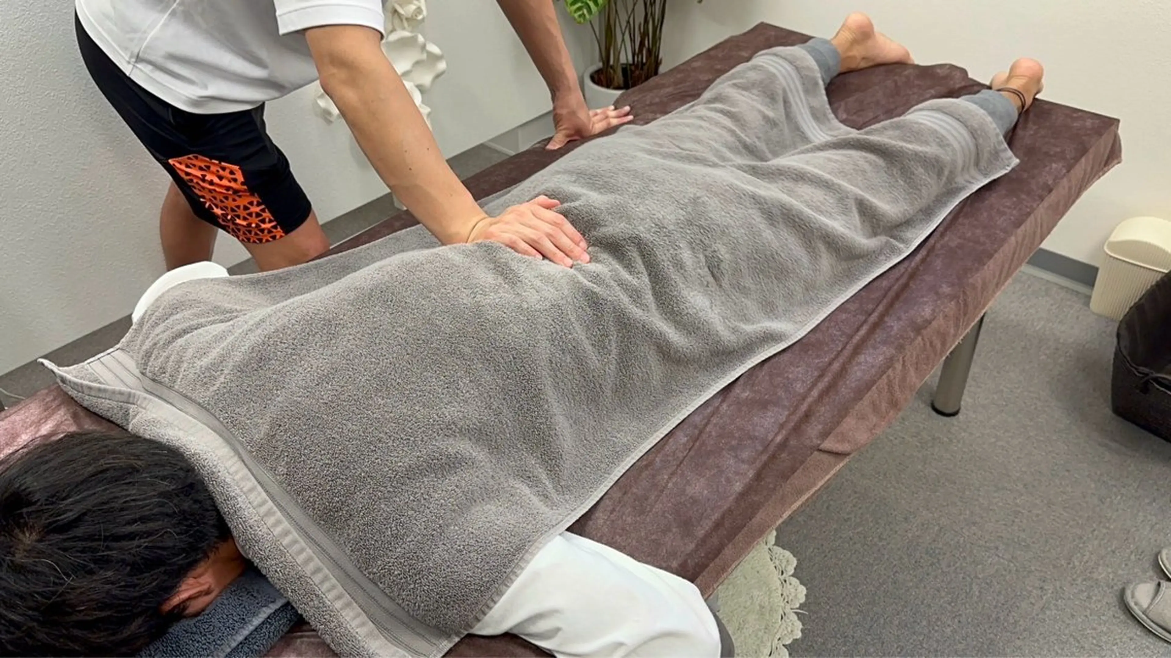 レガシー 【リフレ&首】のエステ・リラクイメージ