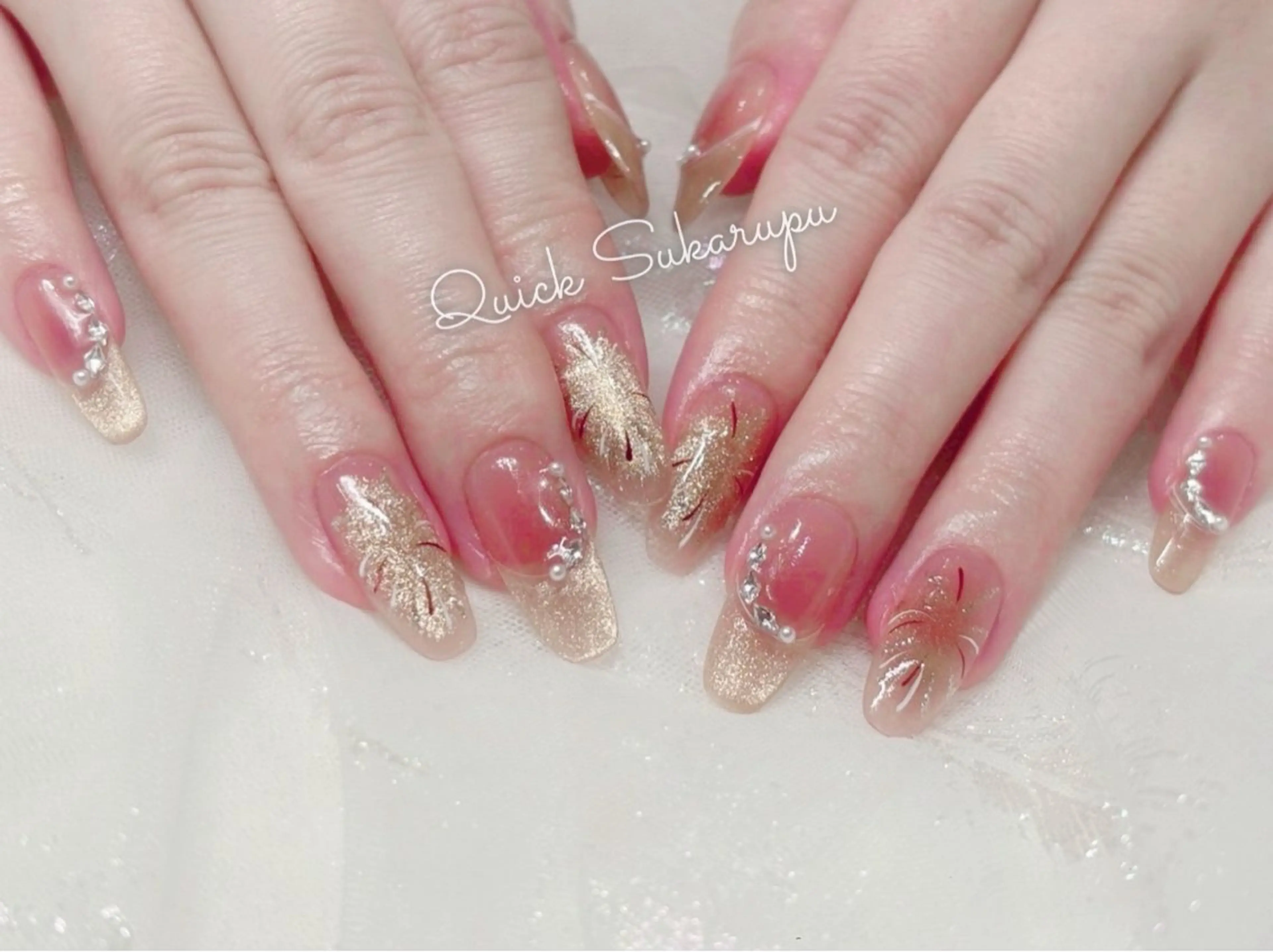 ミディアム Quick Sukarupu 高田馬場店所属・Quick Sukarupuのネイルデザイン