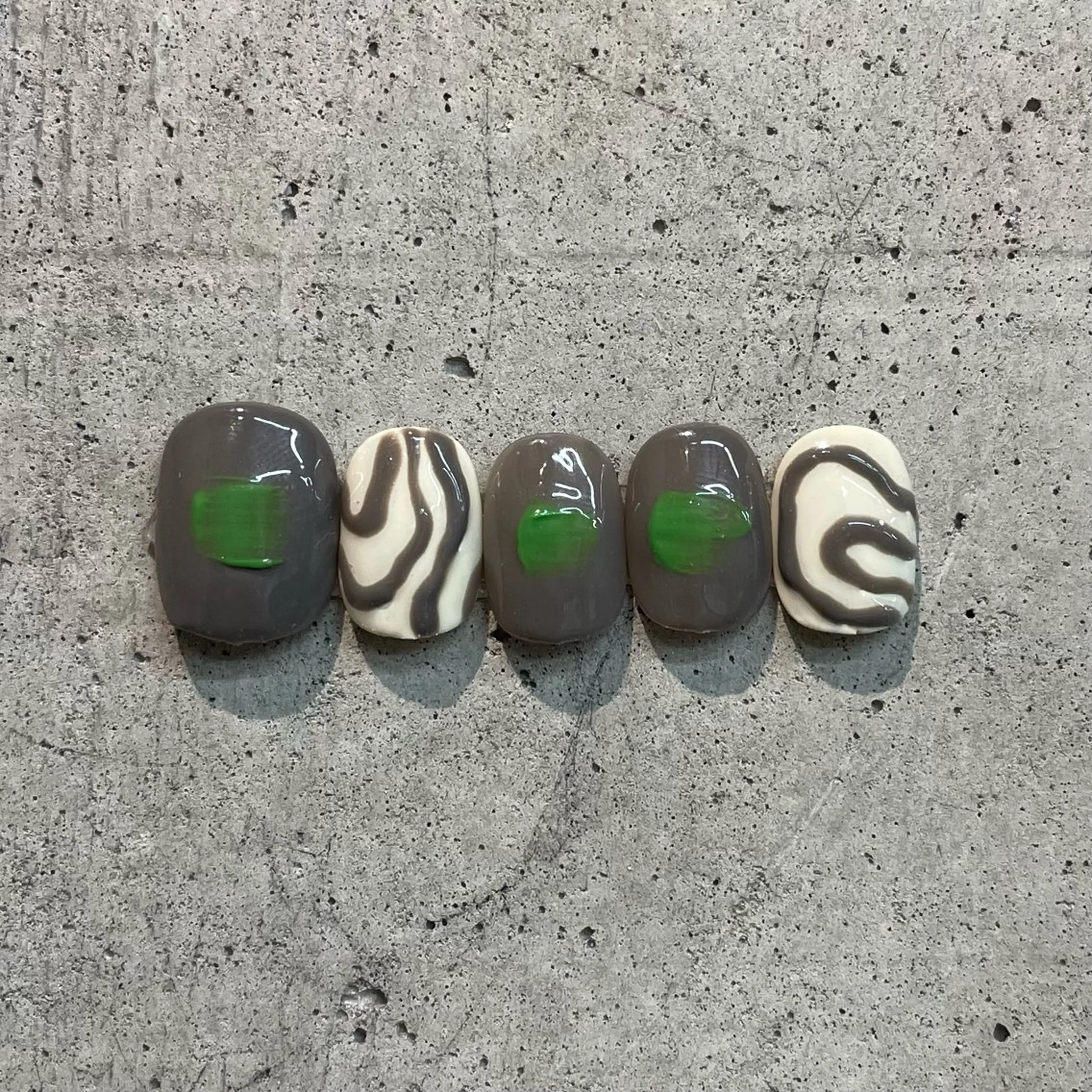 ネイル DISCO HAIR bello NAILのネイルデザイン