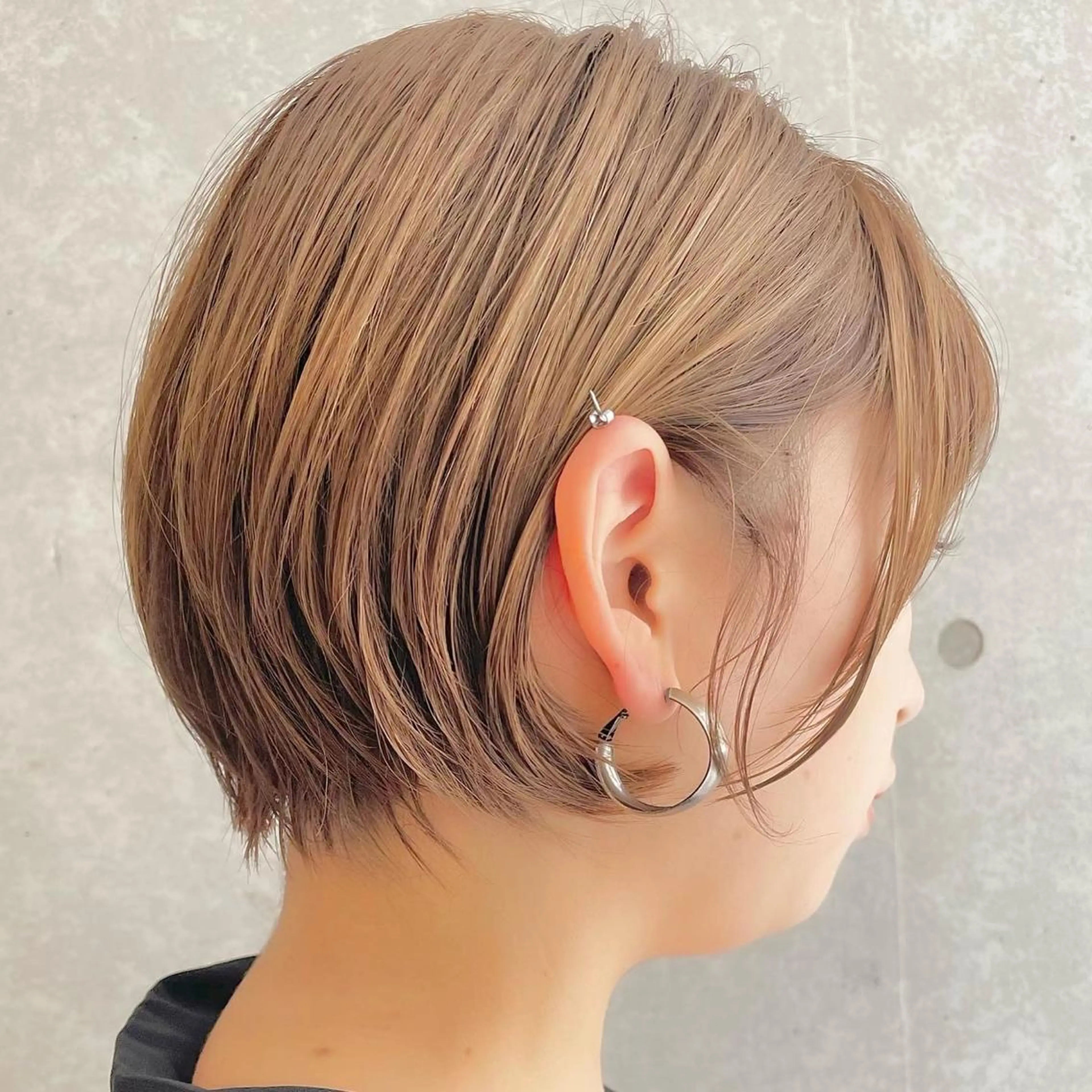 ショート 三鷹で1番ショート ボブをカットする新谷のヘアスタイル