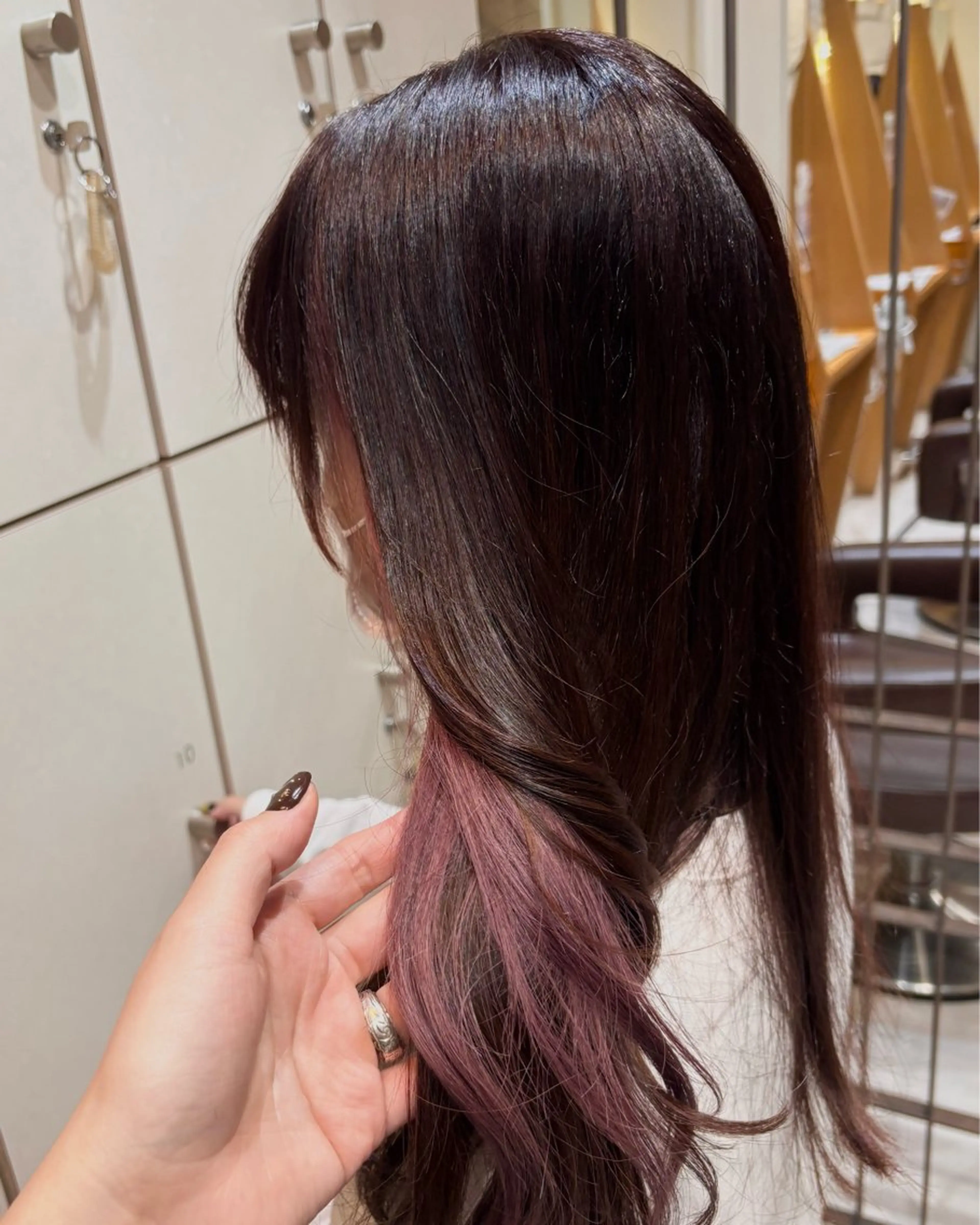 ロング カラー ブリーチ インナーカラー ラベンダーカラー ピンクカラー レッドカラー ボブ/ショート/金田 夏葵のヘアスタイル