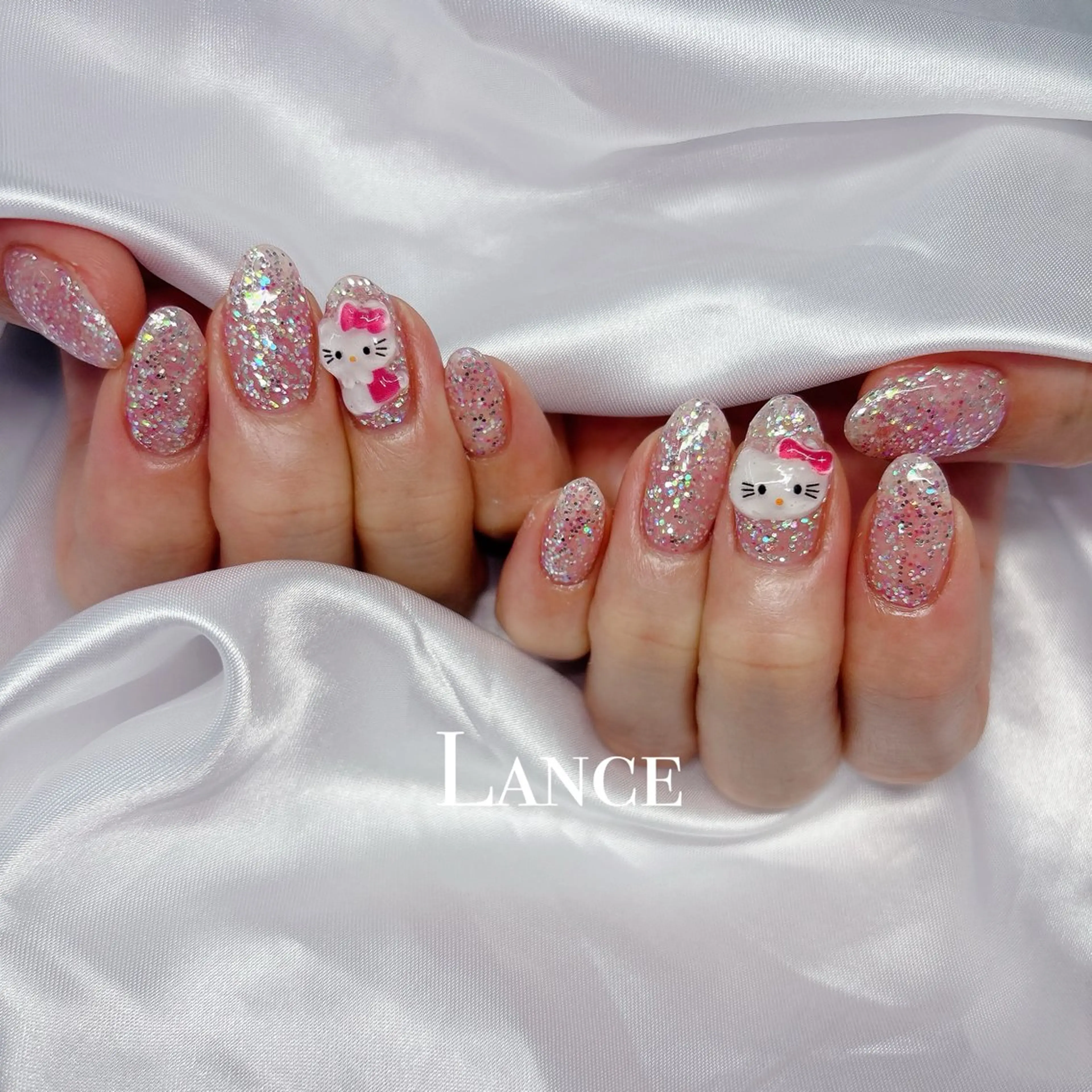 ネイル オーロラネイル ブルー フットネイル 氷ネイル・うるうるネイル キラキラネイル ハンドネイル Lance nailのネイルデザイン