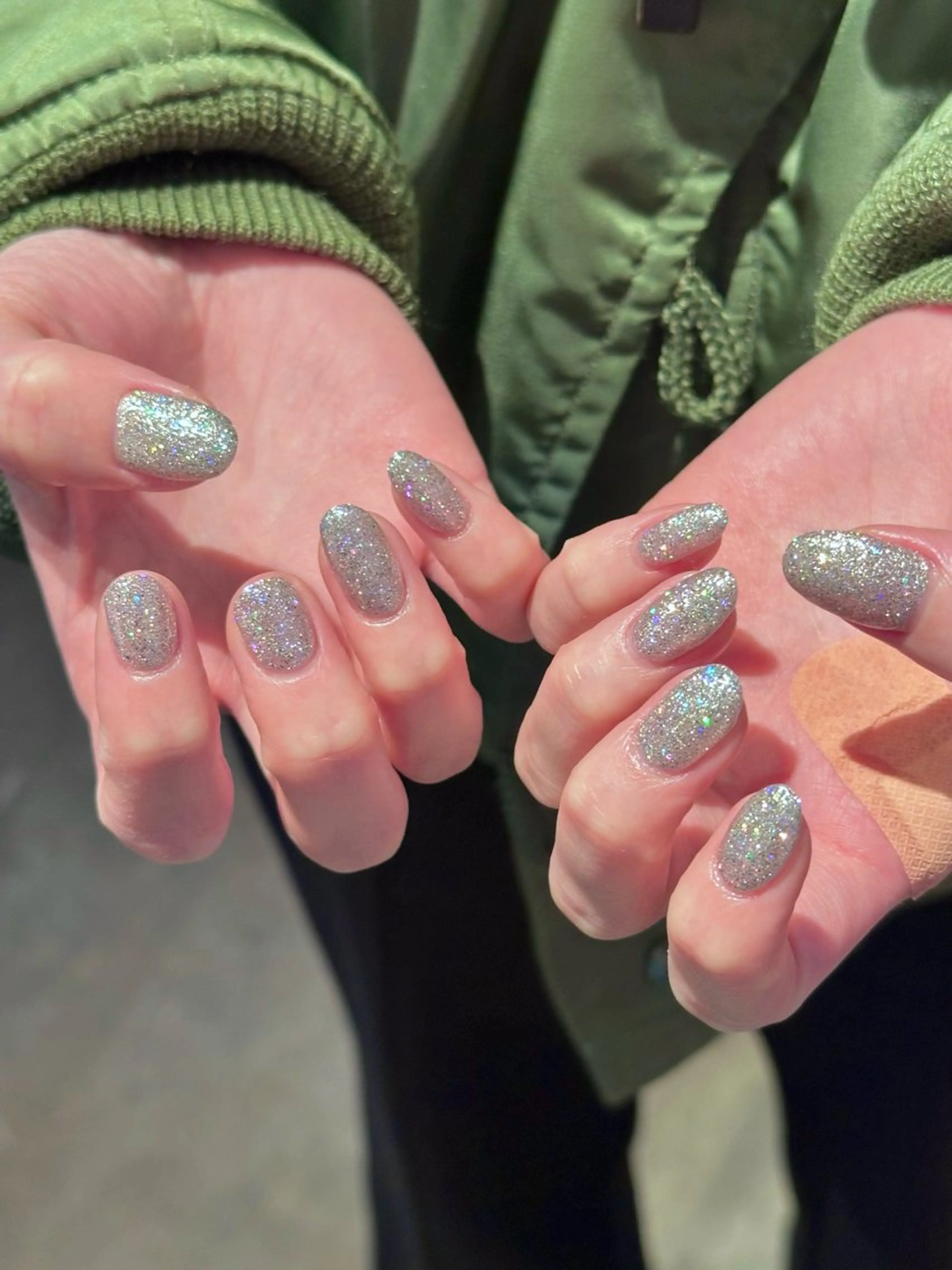 ネイル ラメ(グリッター) シモダ カスミ 🦀 @ksm_smdのネイルデザイン